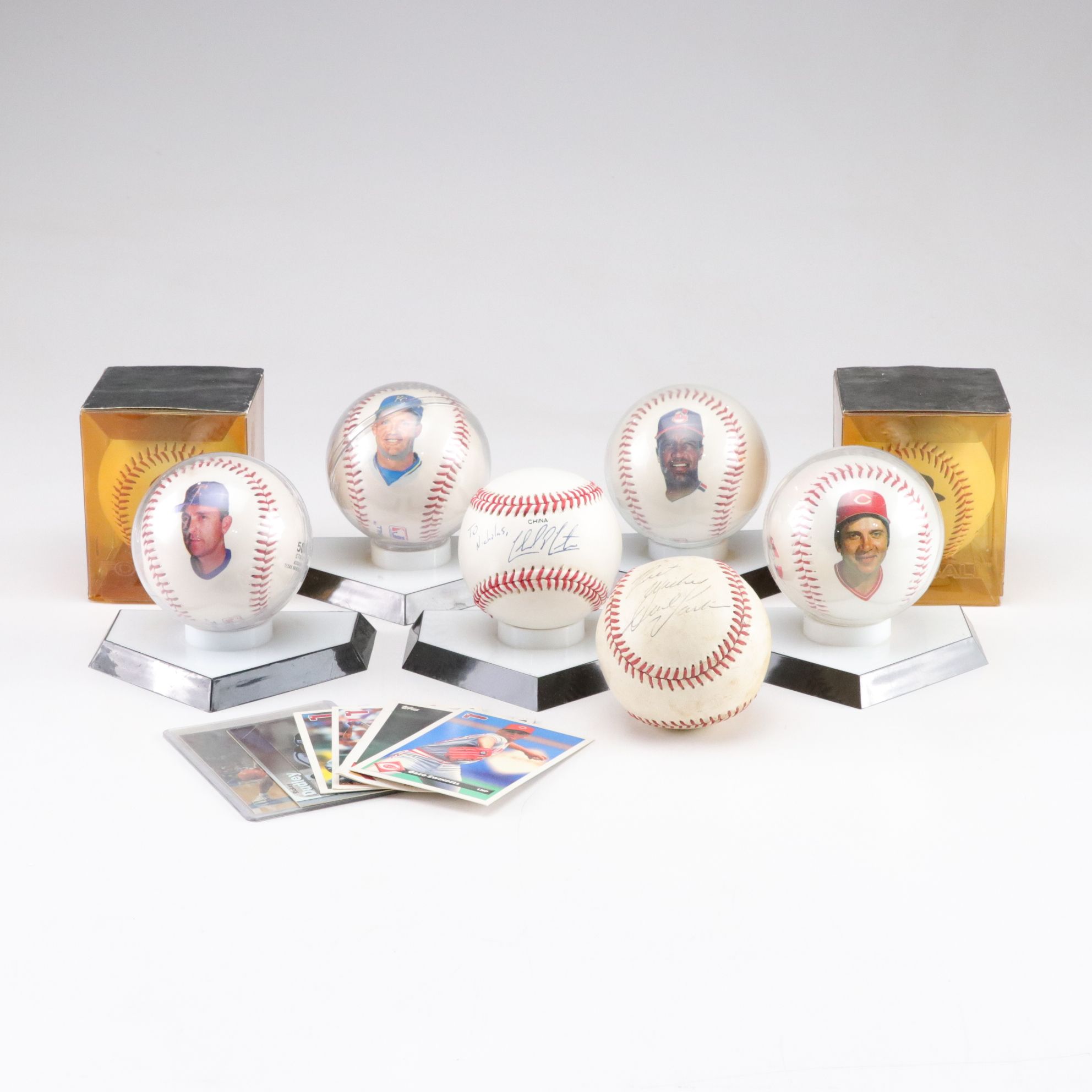 Dave Parker Signed Baseball & Other Baseball Memorabilia