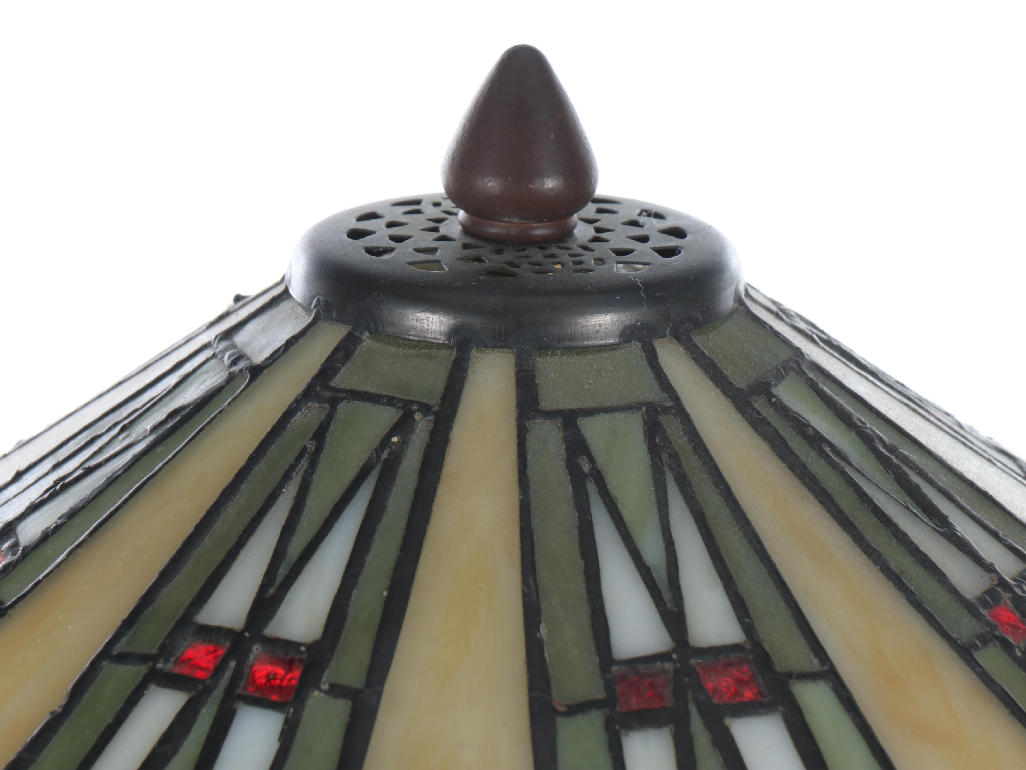 Mission Style Slag Glass Table Lamp