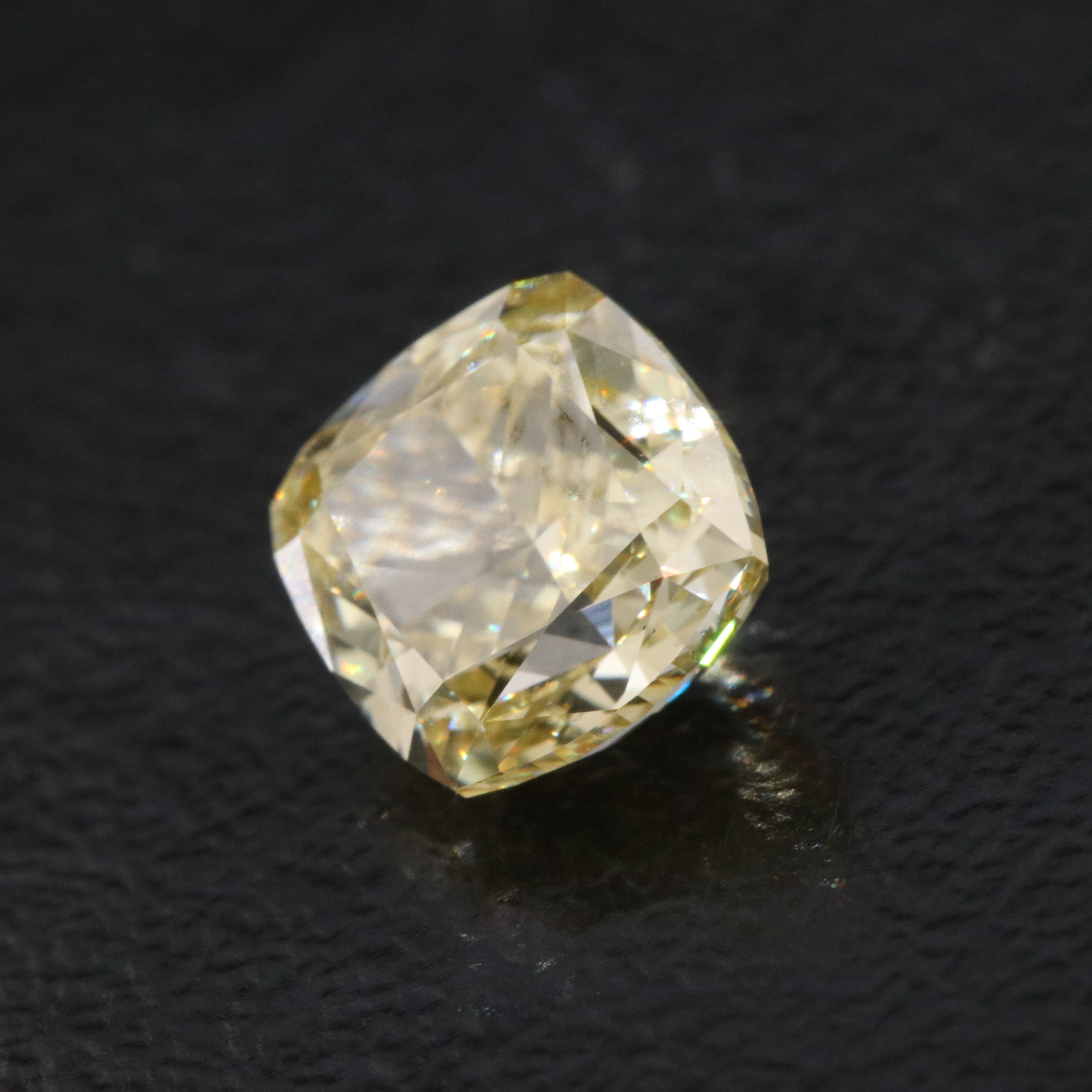 Loose 1.54 CT Lab Grown Fancy Yellow Diamond with IGI Report