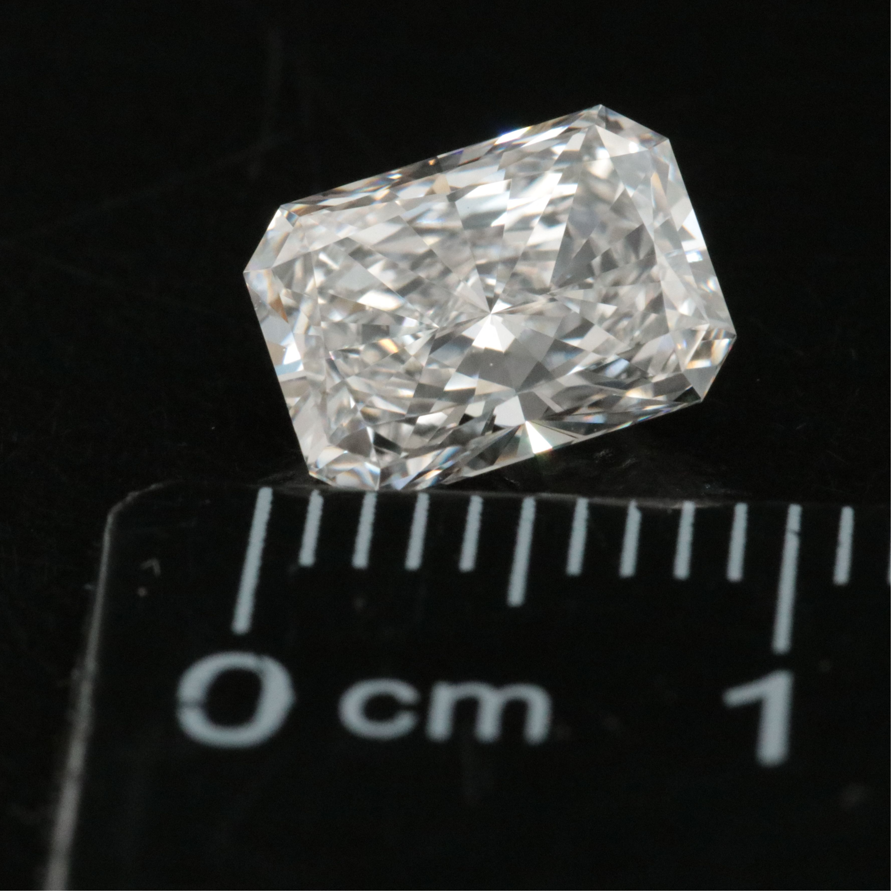 Loose 1.83 CT Lab Grown Diamond with IGI Report