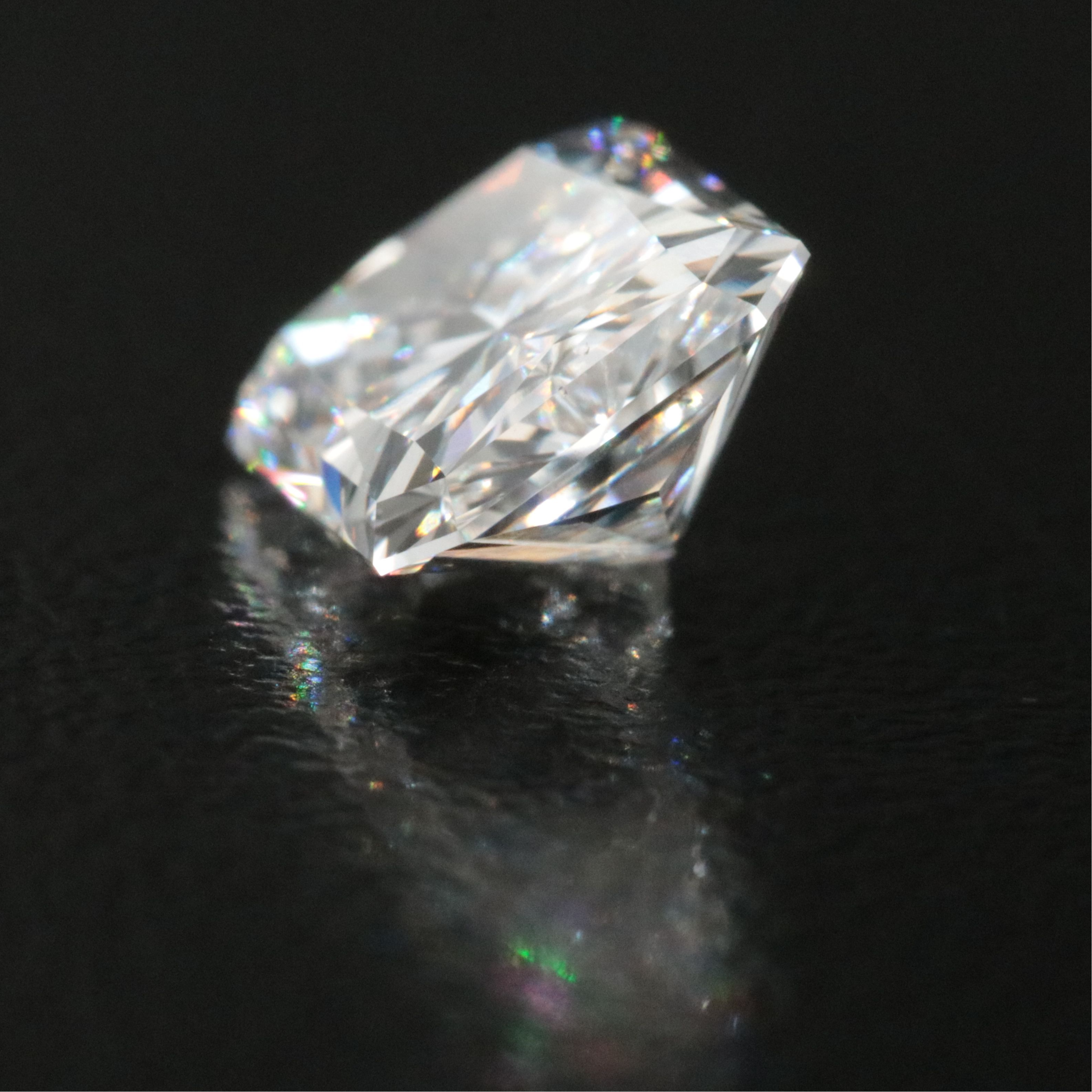 Loose 1.90 CT Lab Grown Diamond with IGI Report