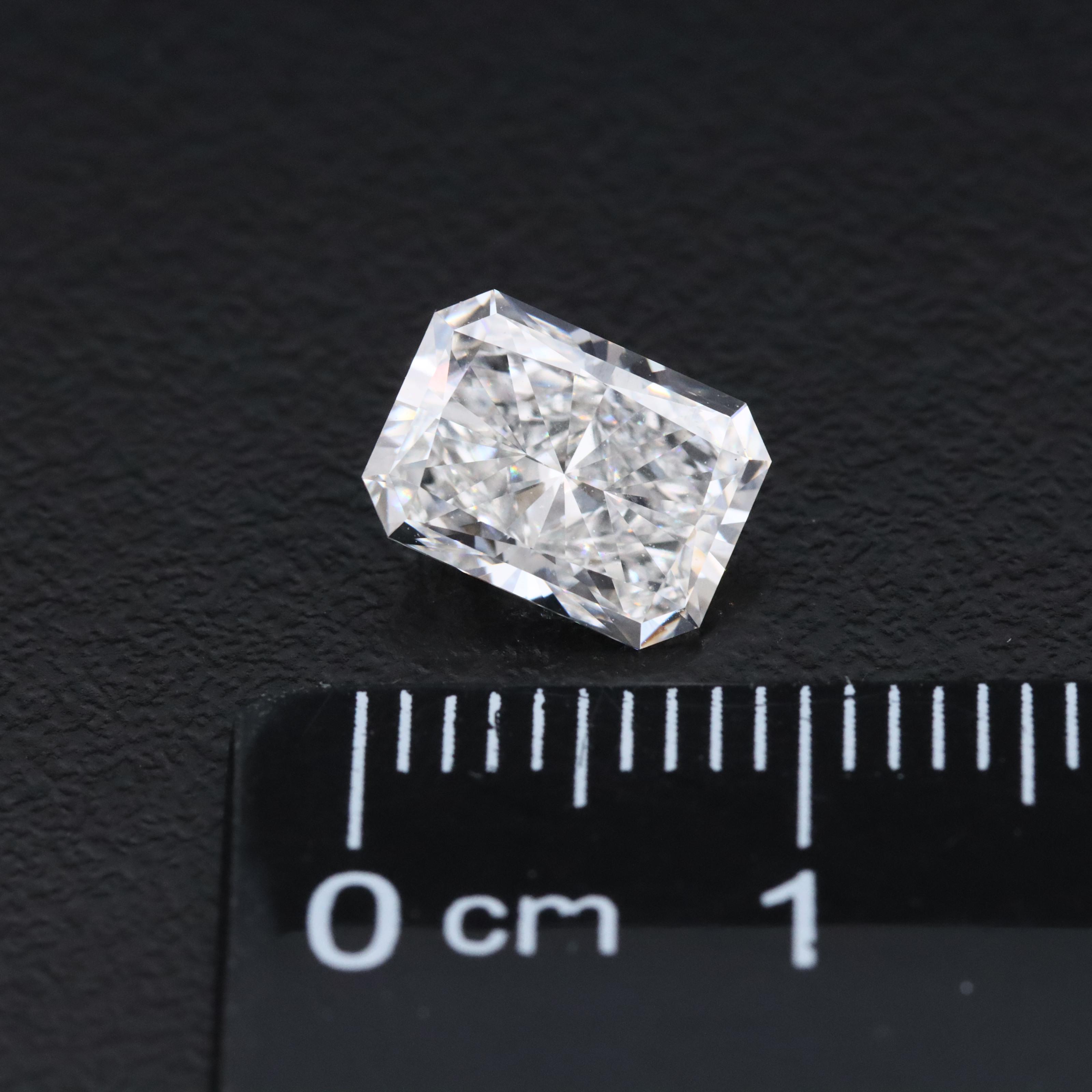 Loose 1.80 CT Lab Grown Diamond with IGI Report