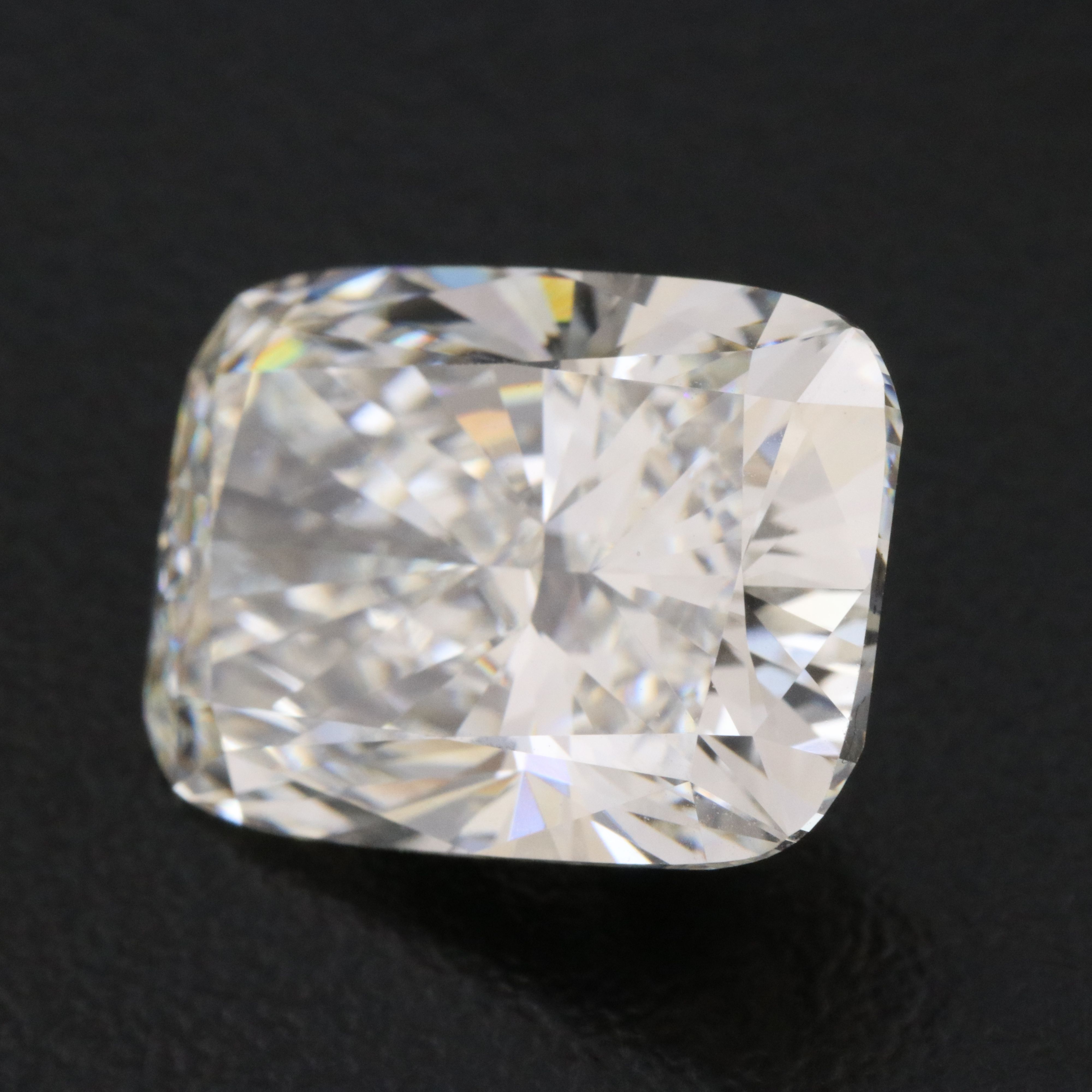 Loose 10.40 CT Lab Grown Diamond with IGI Report