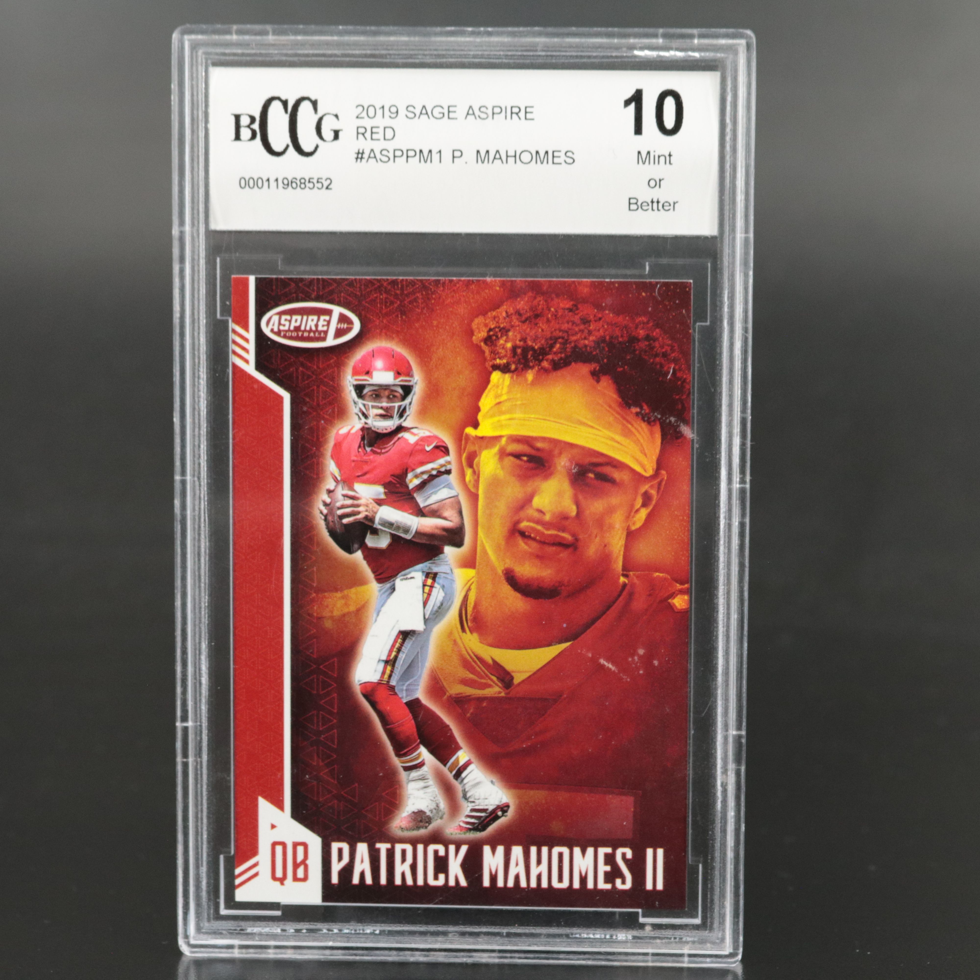 2019 SAGE Aspire Patrick Mahomes Red Football Card Graded BCCG 10