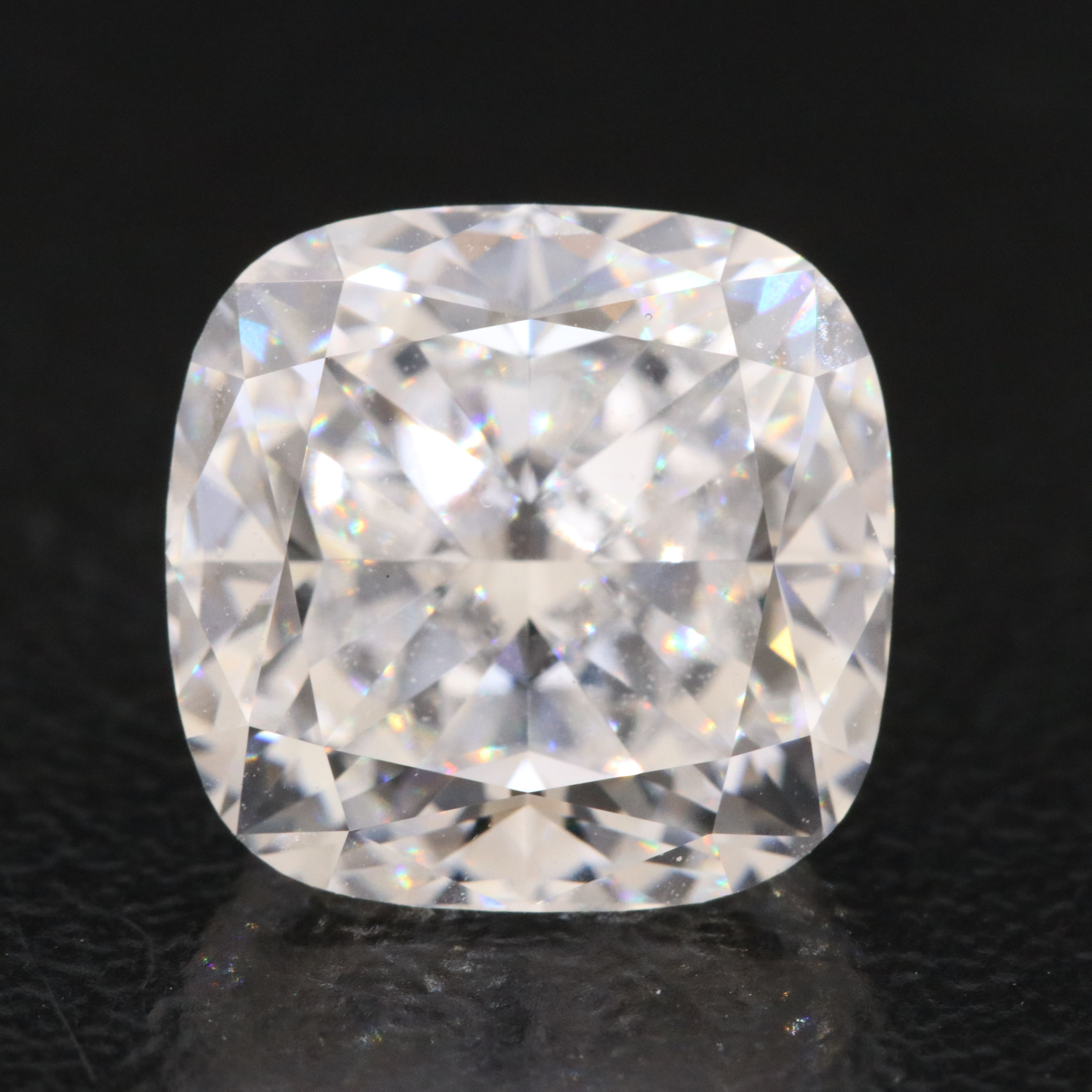 Loose 5.04 CT Lab Grown Diamond with IGI Report