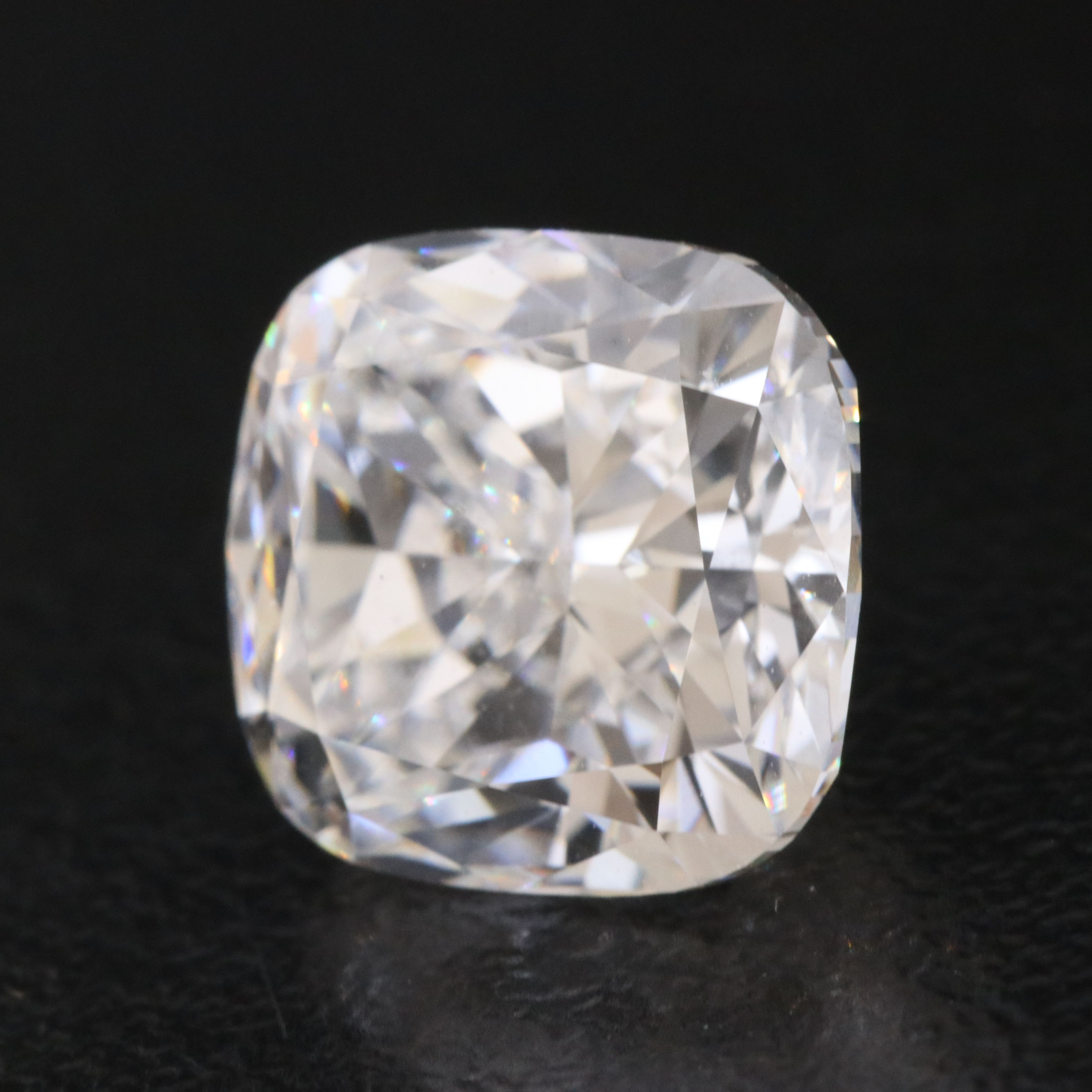 Loose 5.04 CT Lab Grown Diamond with IGI Report