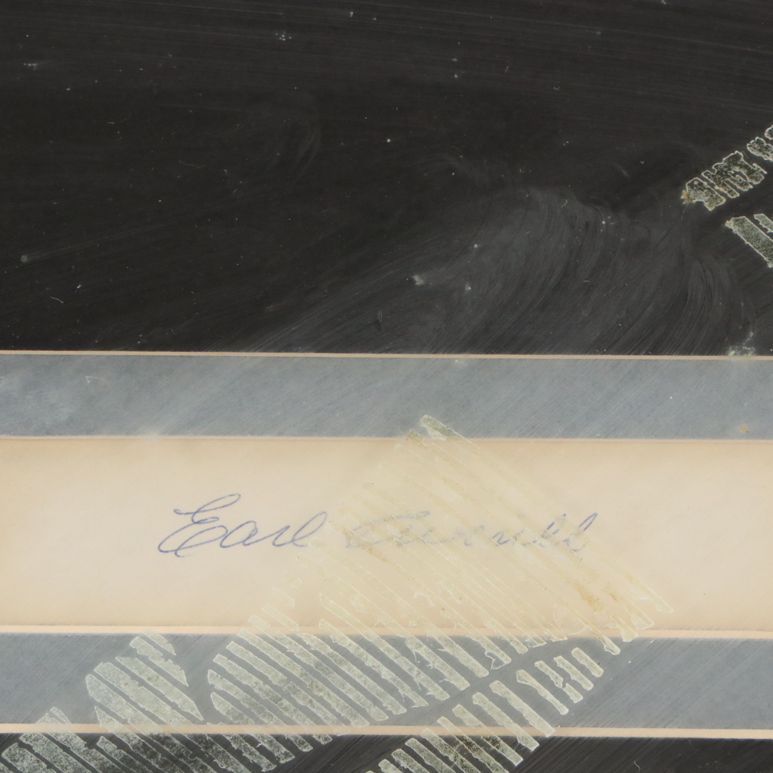 Carl Yastrzemski, Cool Papa Bell, and More Cut Signatures with Displays