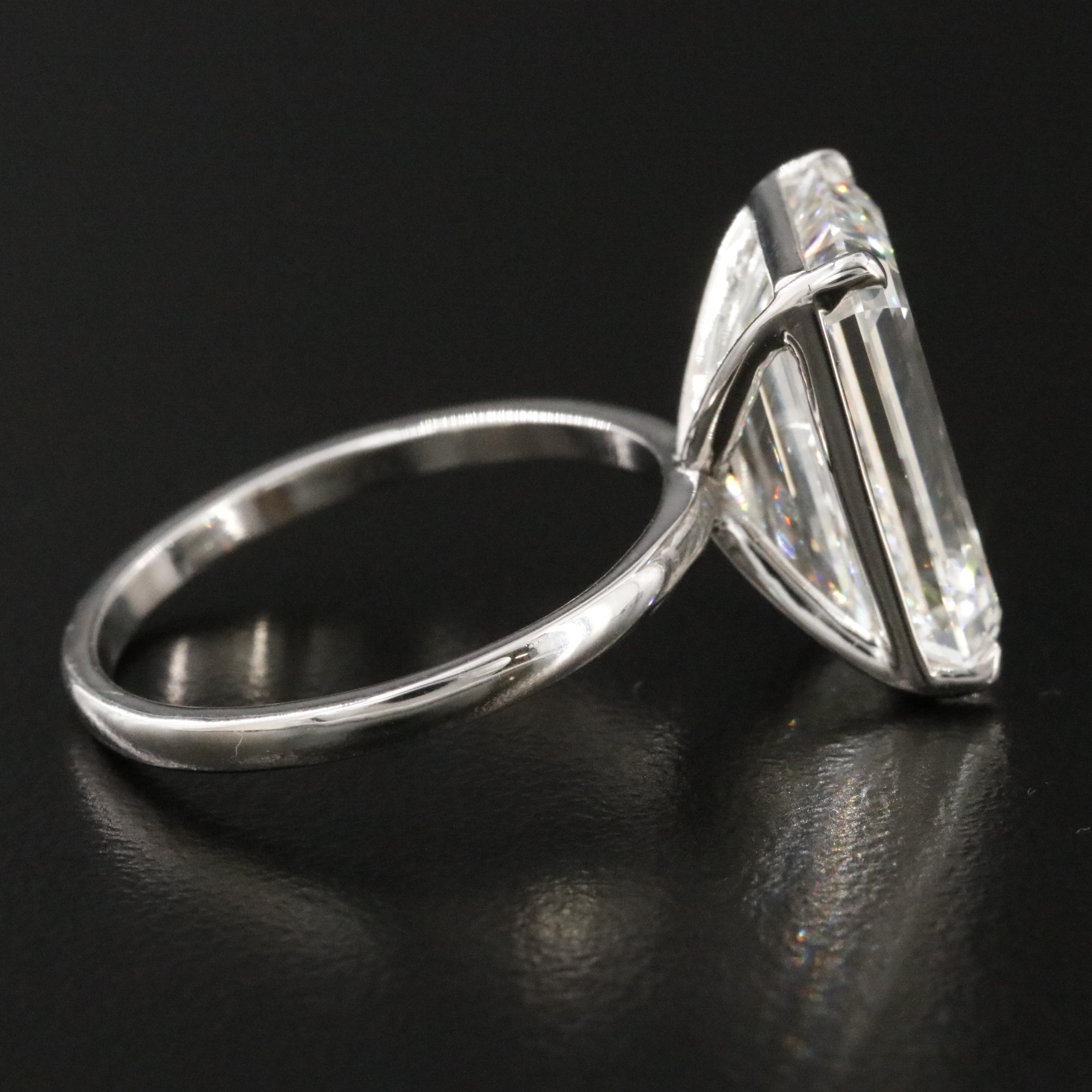 18K 10.00 CT Lab Grown Diamond Solitaire Ring with IGI Report