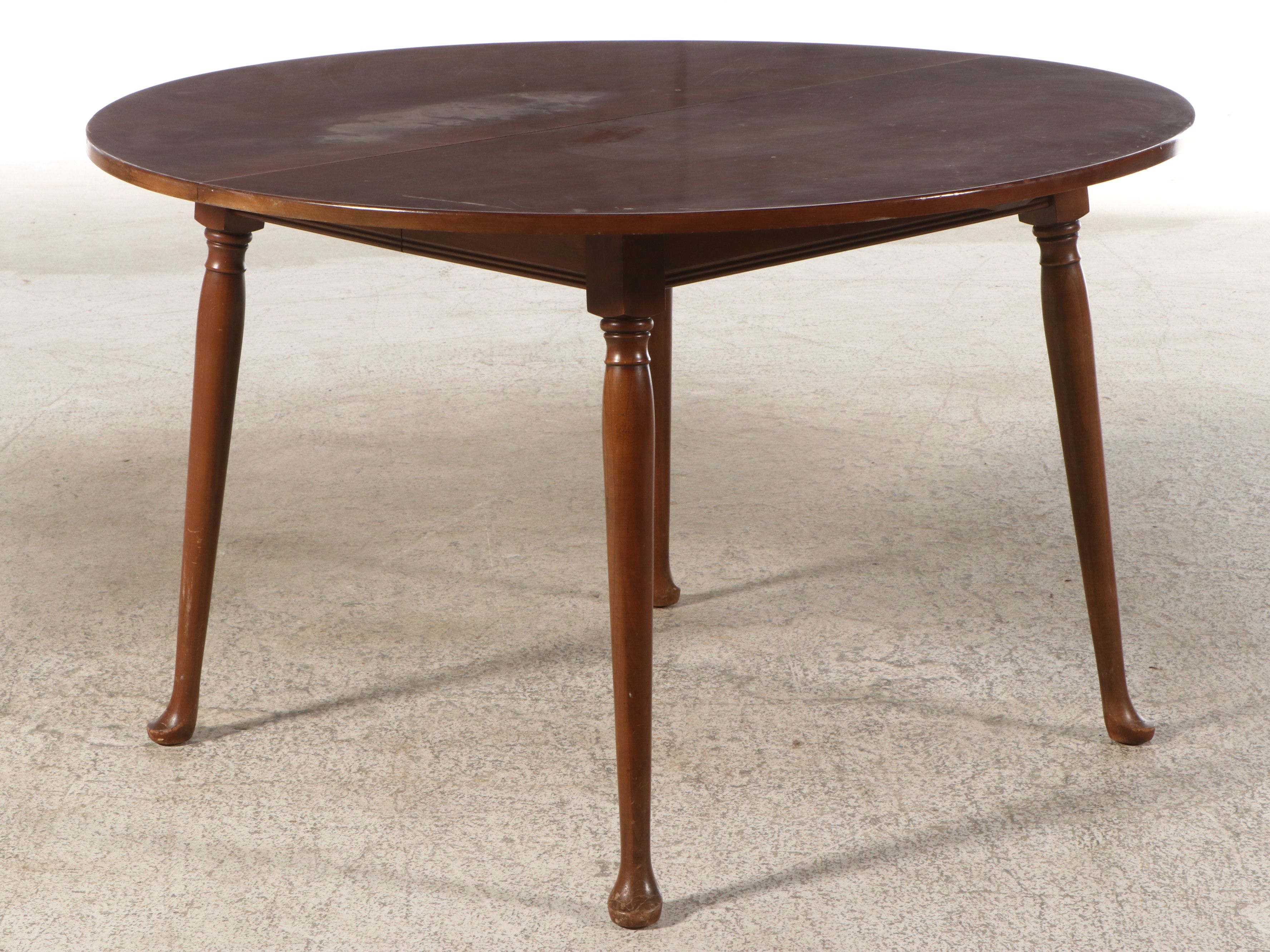 Pennsylvania House Colonial Style Cherry Finish Extending Dining Table