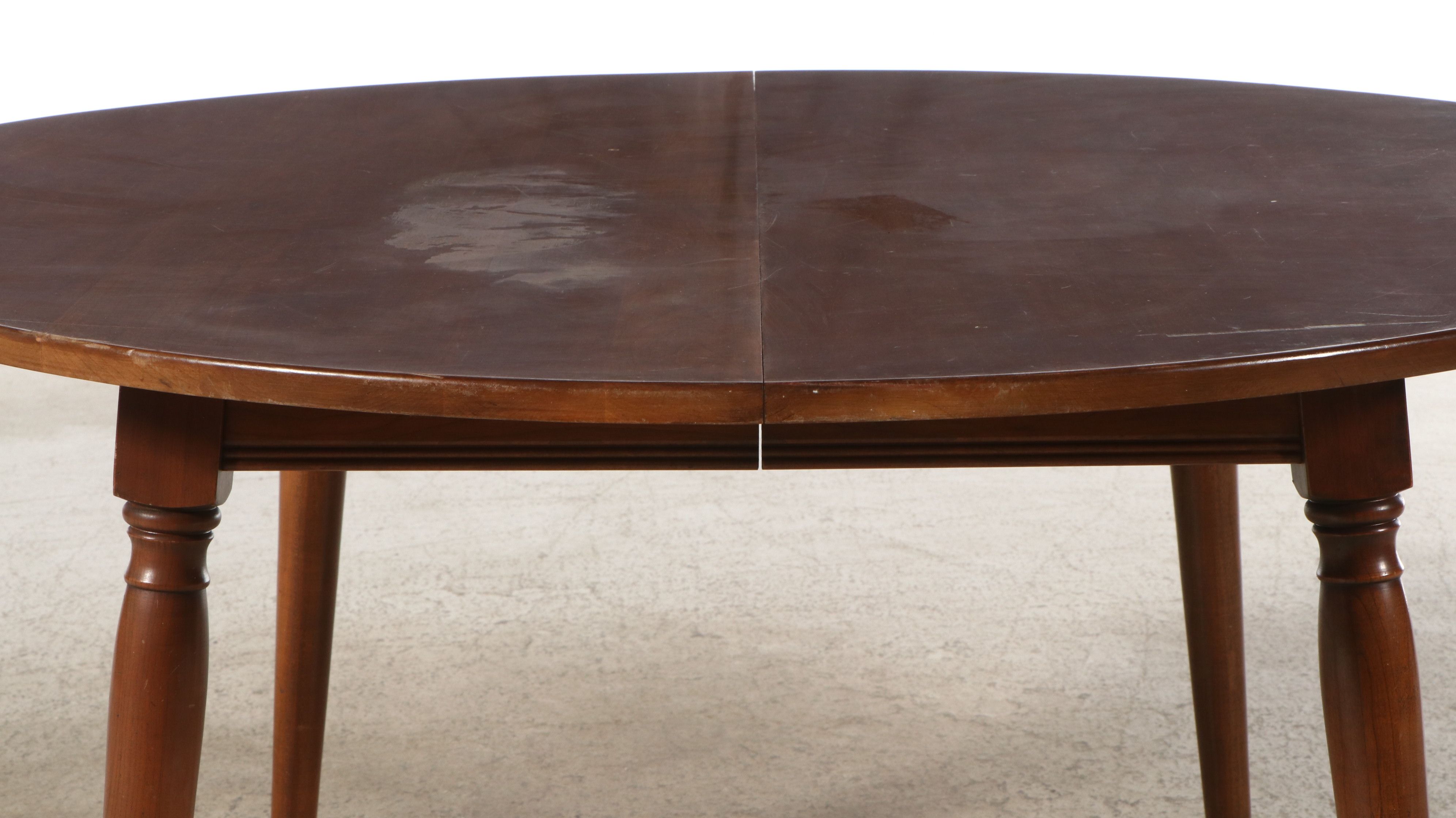 Pennsylvania House Colonial Style Cherry Finish Extending Dining Table