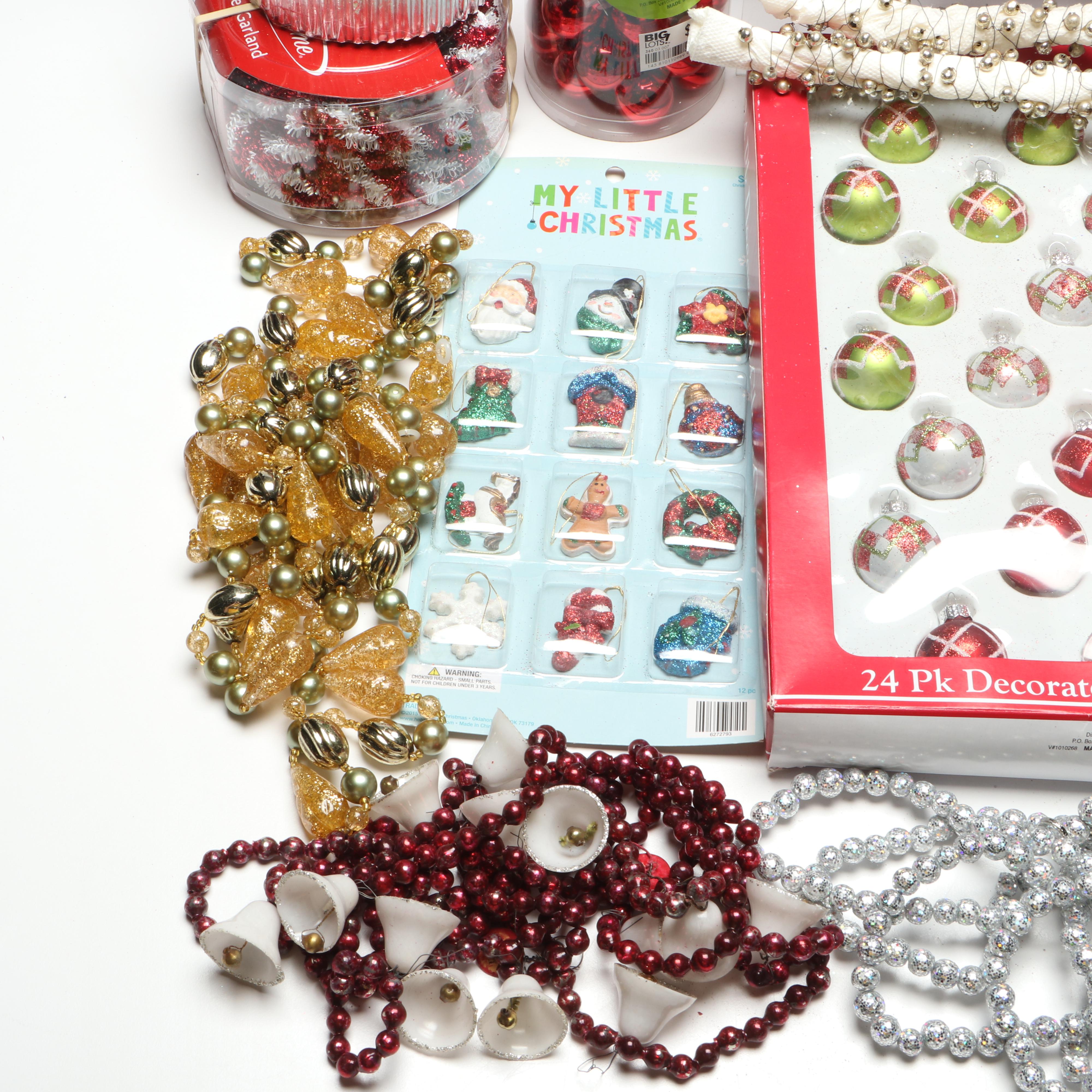 Flameless Candles and Other Christmas Décor