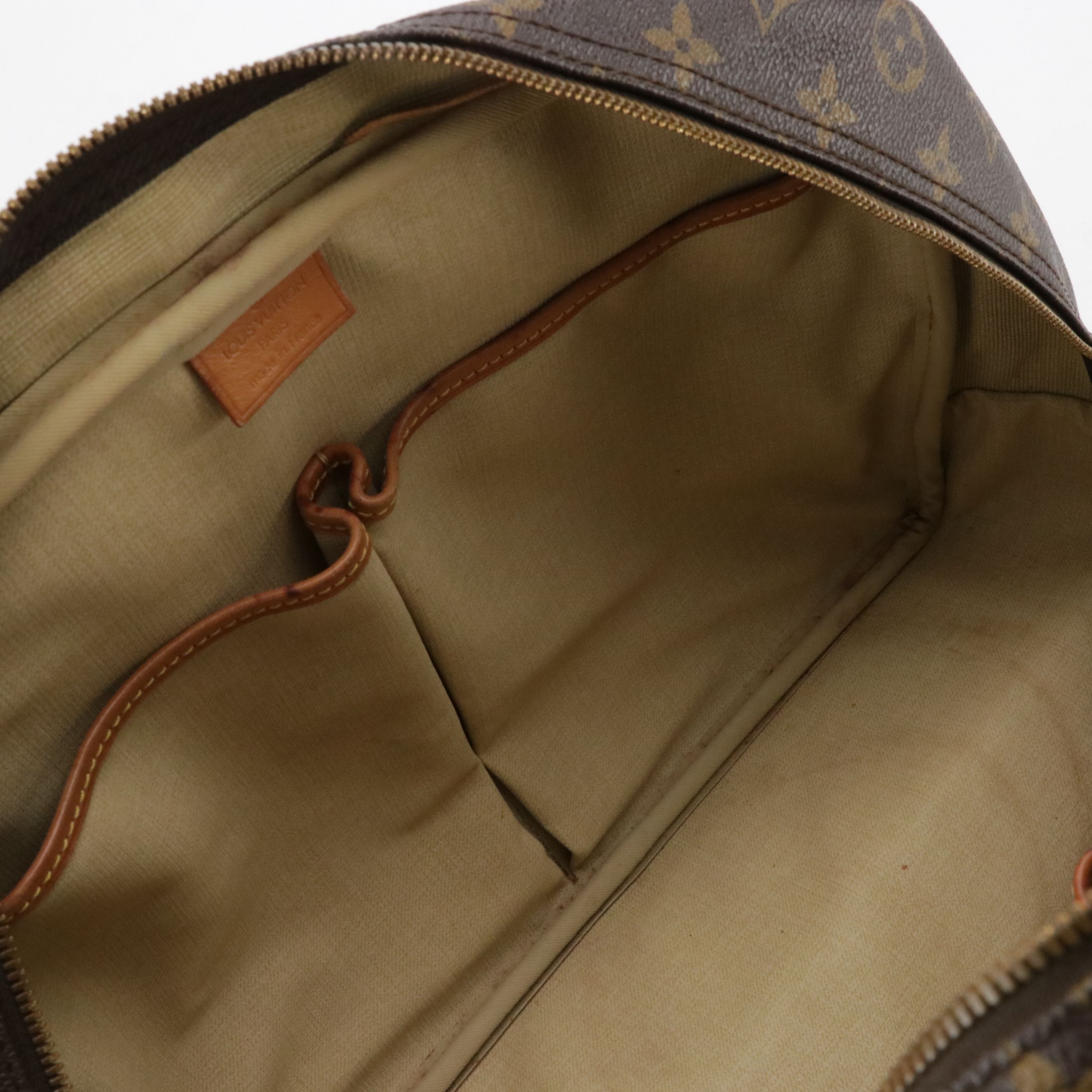 Louis Vuitton Deauville Handbag in Monogram Canvas and Vachetta Leather