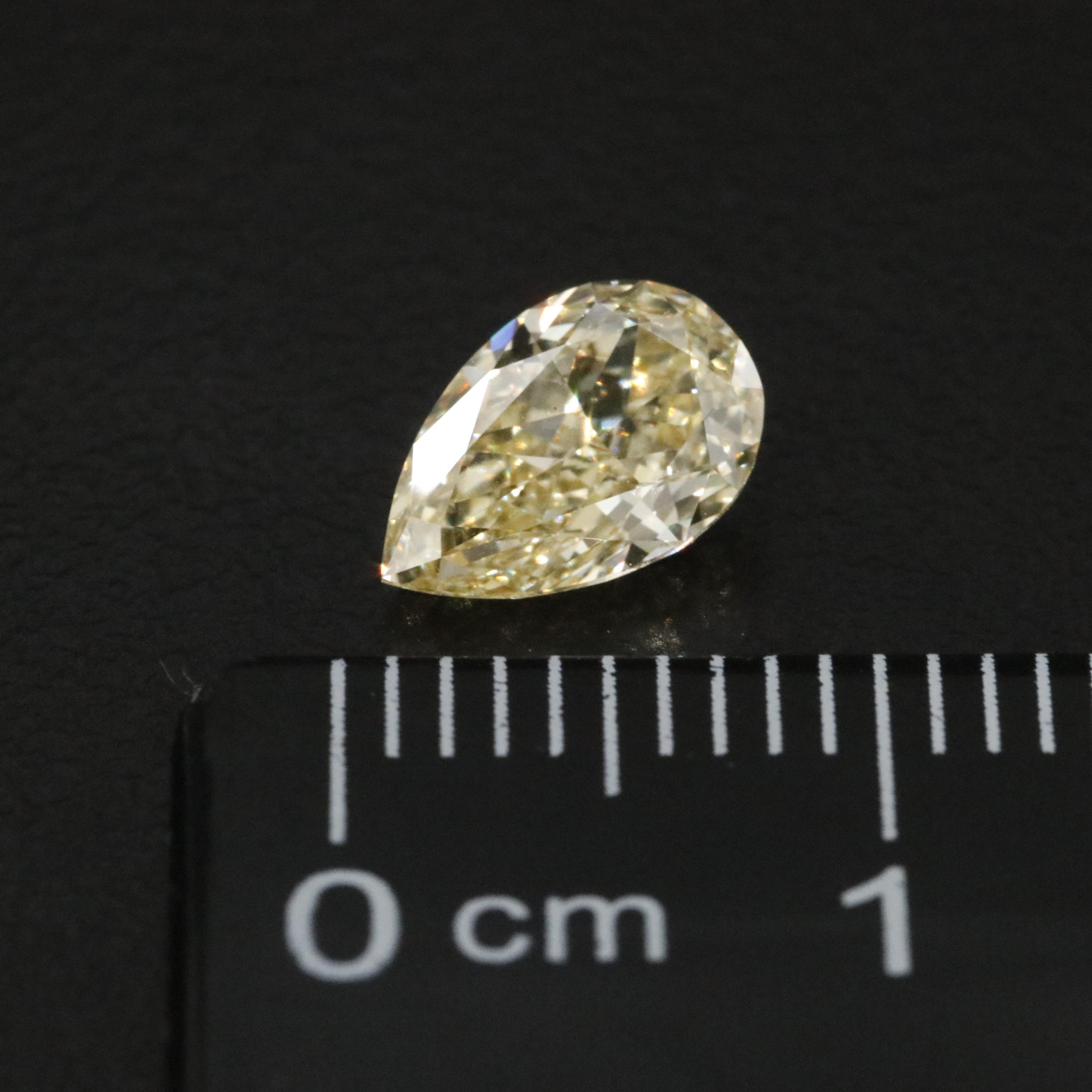 Loose 1.04 CT Lab Grown Fancy Yellow Diamond with IGI Report