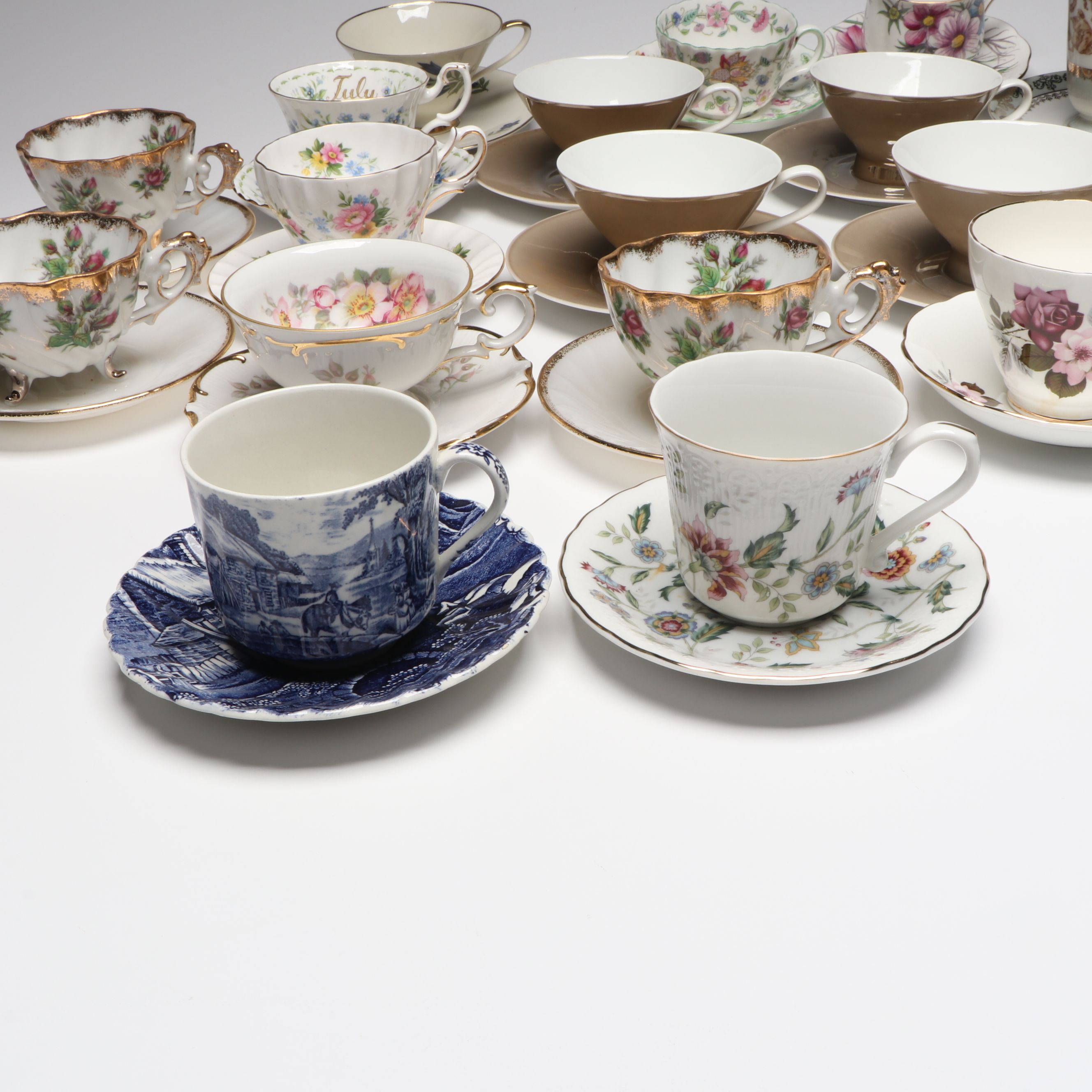 English, Japanese and Other Porcelain Teacups and Saucers