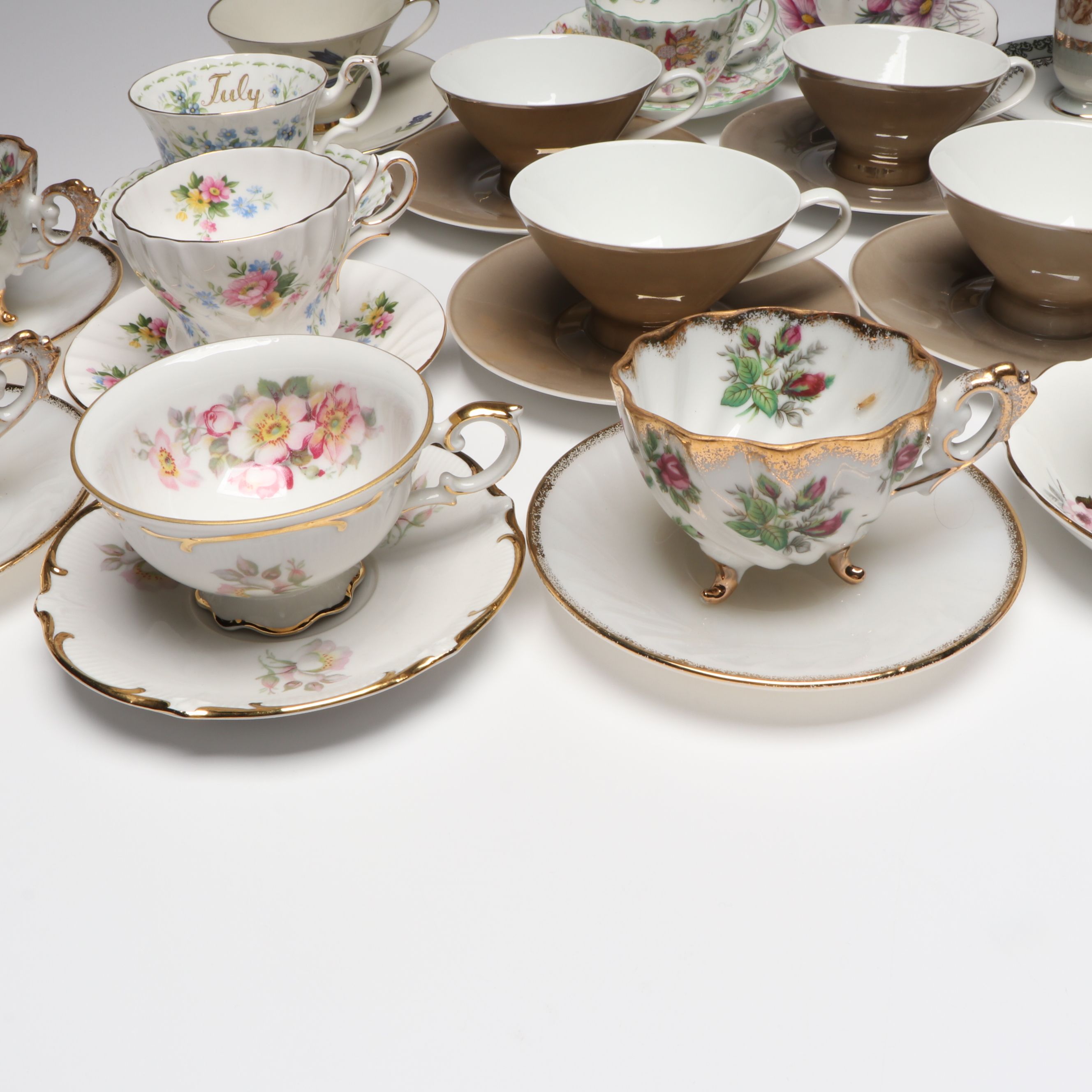 English, Japanese and Other Porcelain Teacups and Saucers