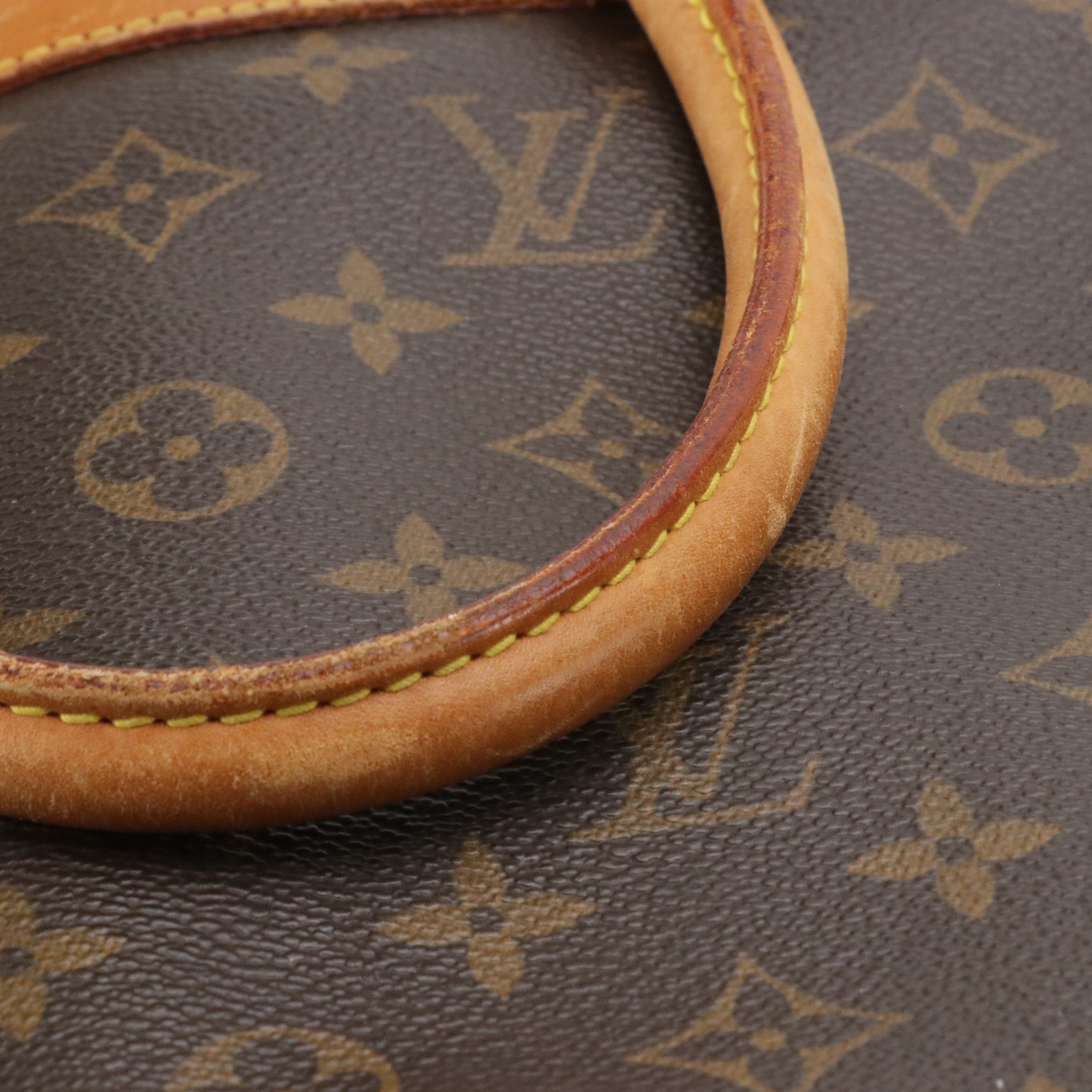 Louis Vuitton Deauville Handbag in Monogram Canvas and Vachetta Leather