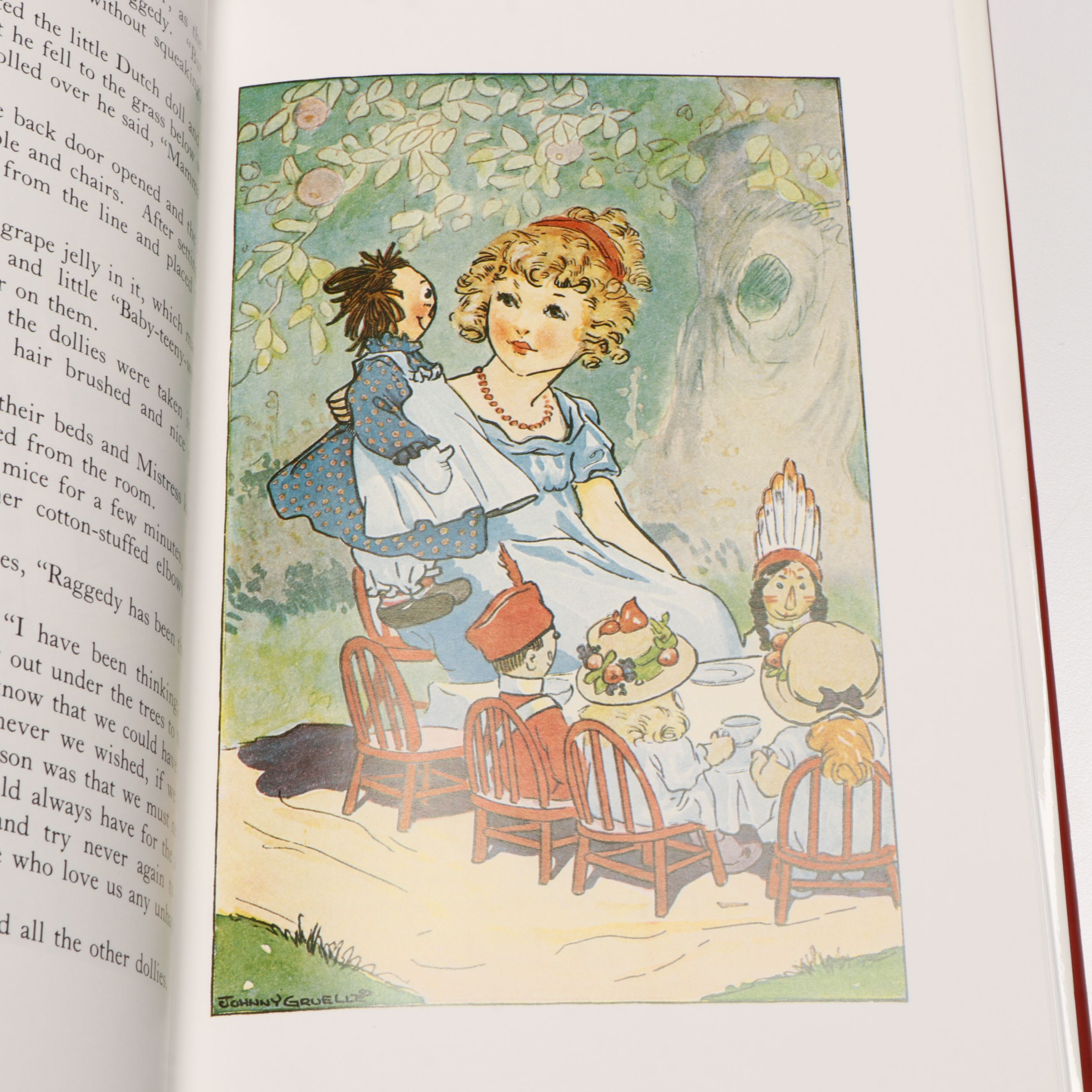 Reproduction Volland Raggedy Ann and Andy Dolls with Johnny Gruelle Books