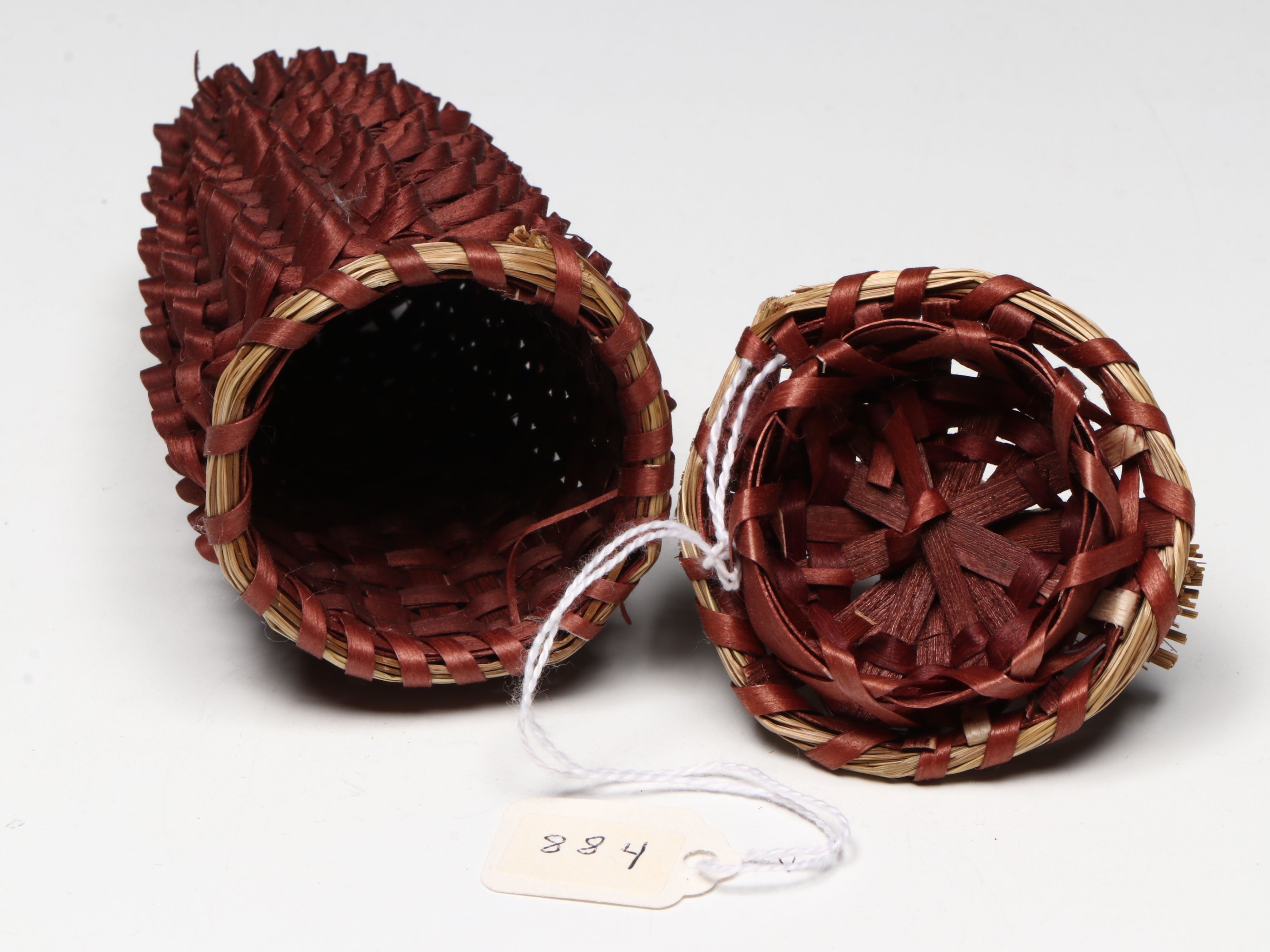 Paula Thorne Brown Ash and Sweetgrass Penobscot Acorn Basket