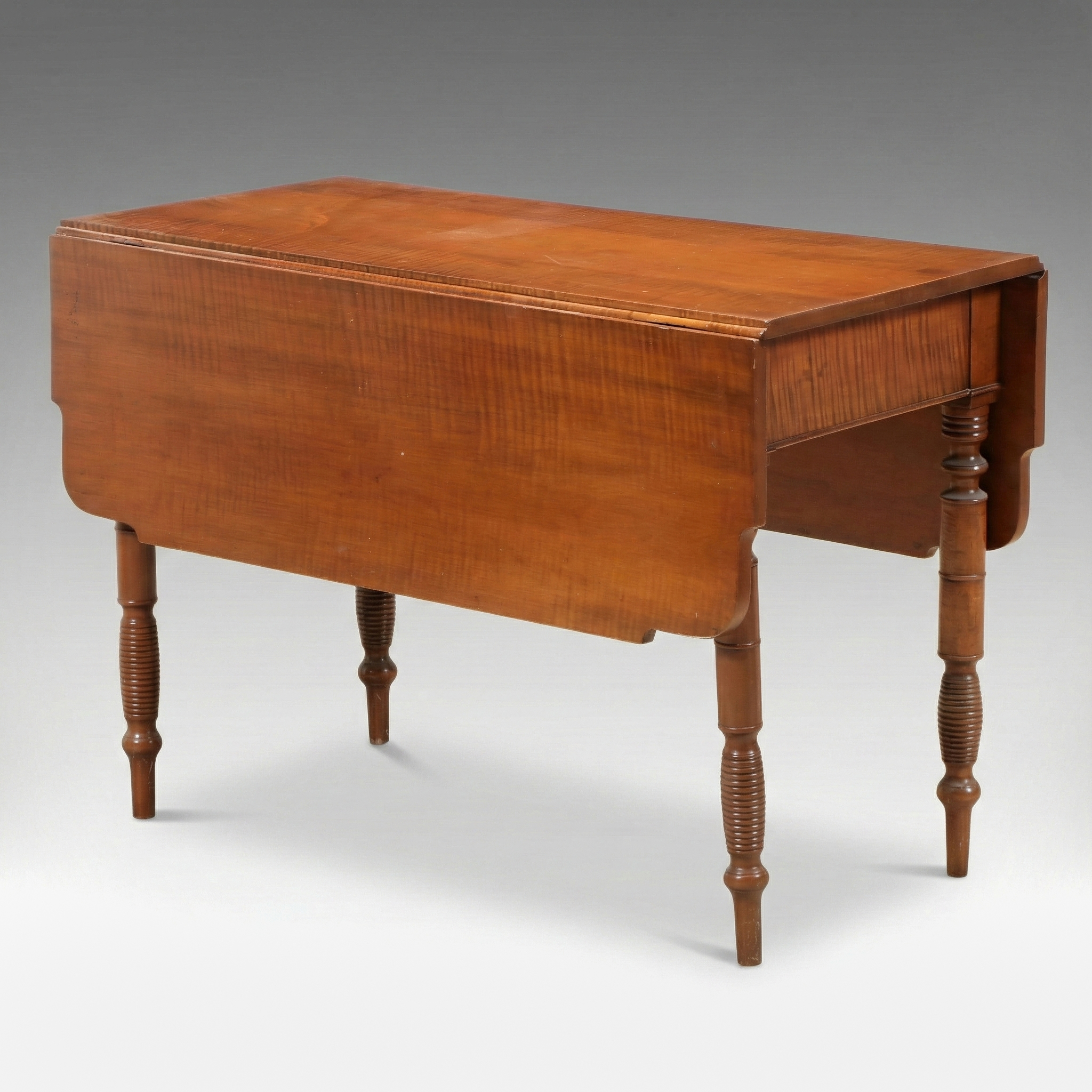 Country Sheraton Style Maple Butterfly Drop Leaf Table, 19th Century