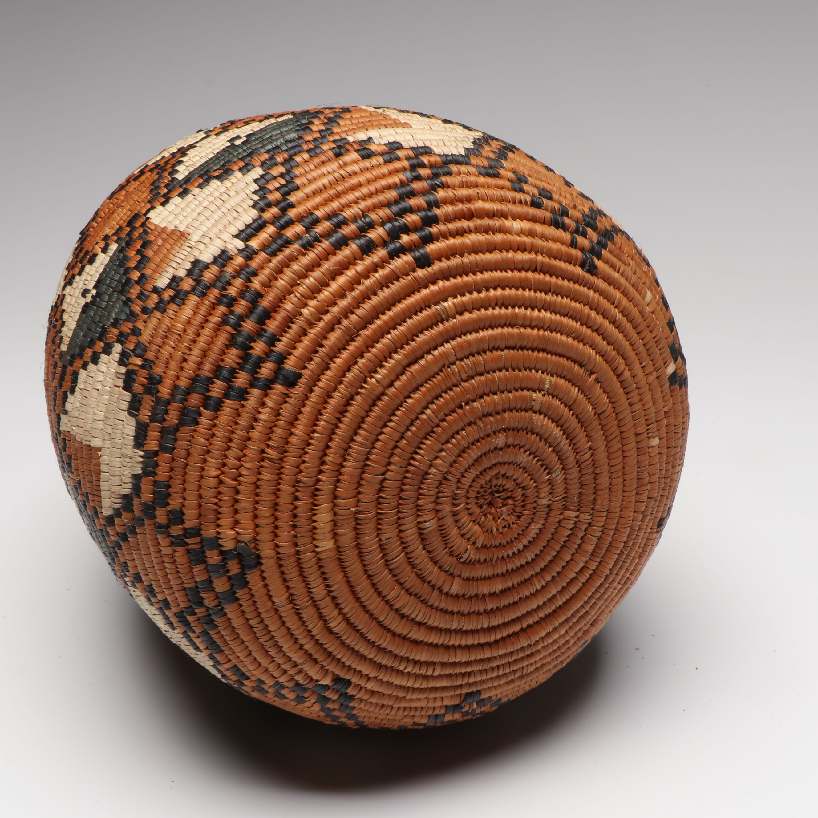 Themban Mkhwanazi and Other Zulu Ilala Palm Lidded Baskets