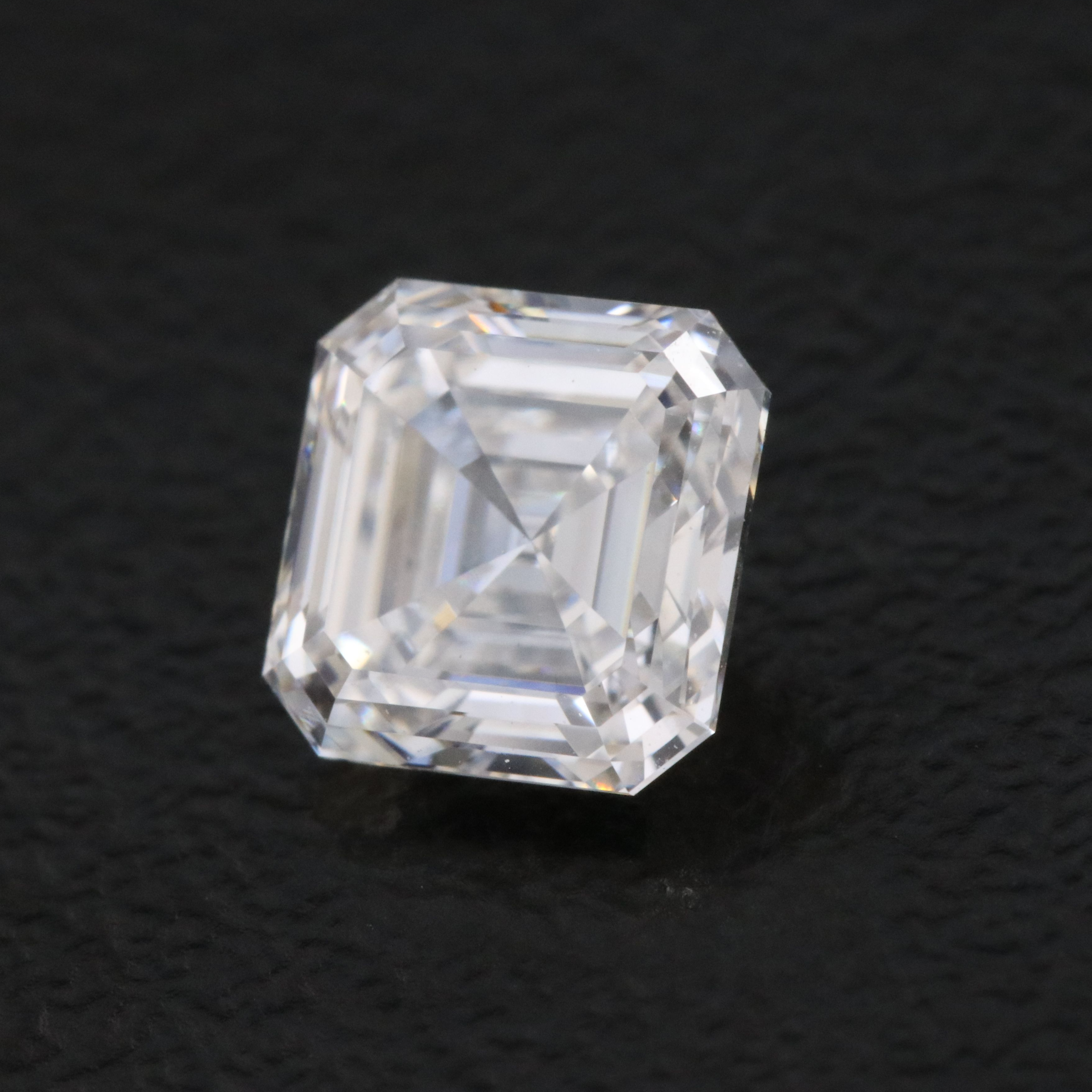 Loose 1.03 CT Lab Grown Diamond with IGI Report