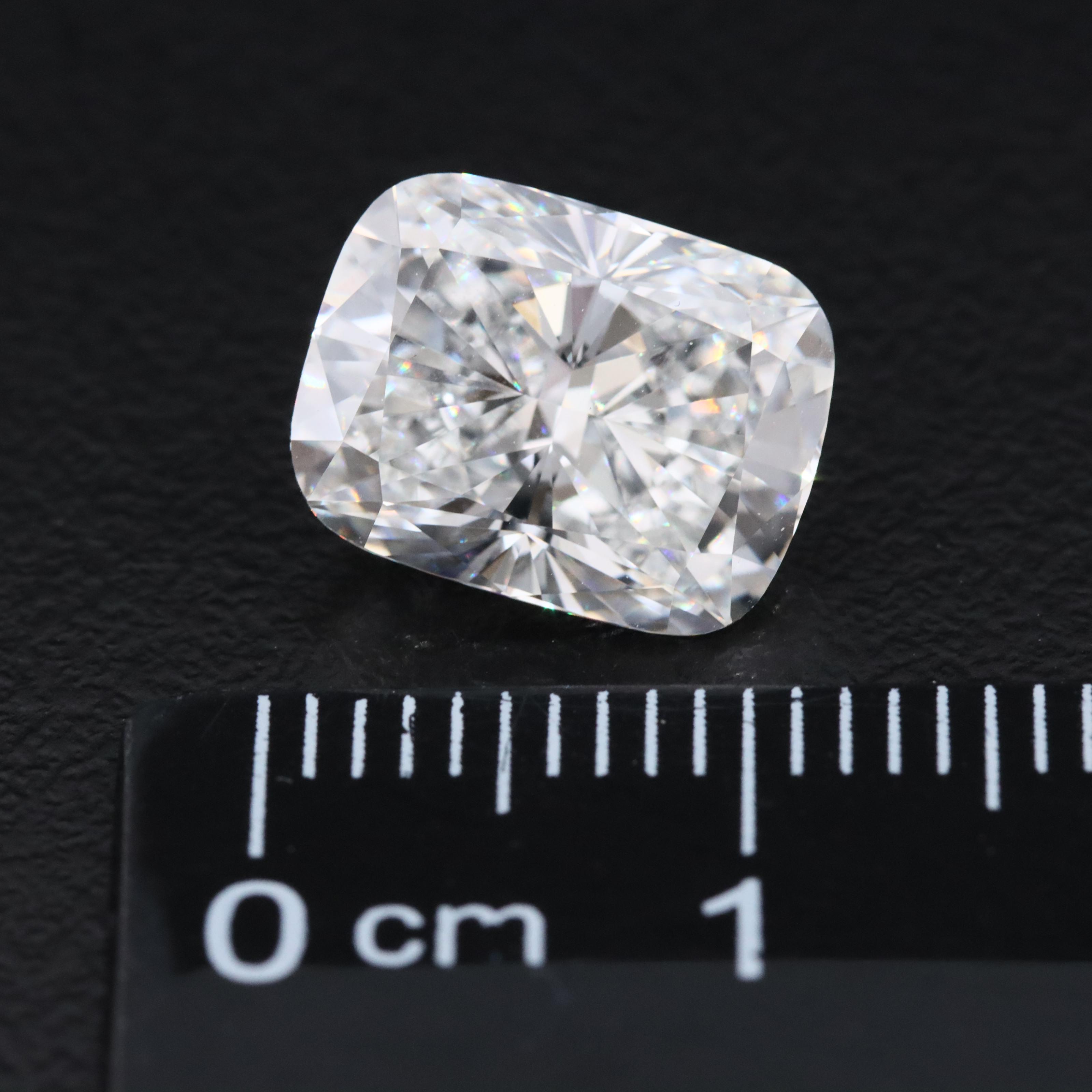 Loose 3.99 CT Lab Grown Diamond with IGI Report