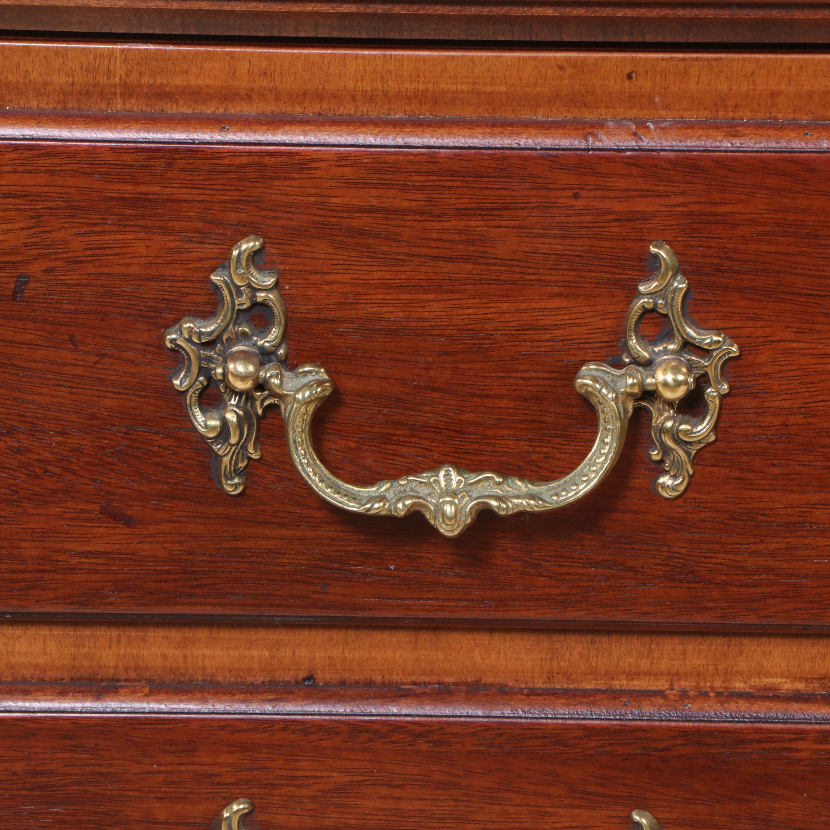 Henredon "Rittenhouse Square" Mahogany Breakfront China Cabinet