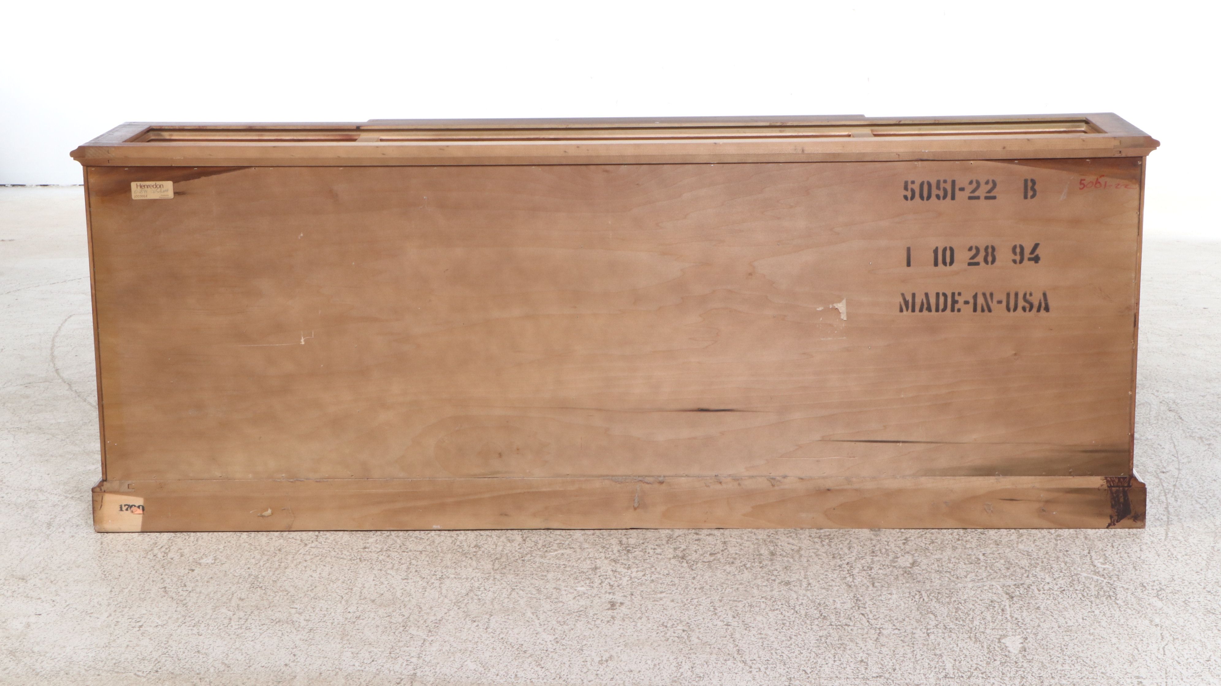 Henredon "Rittenhouse Square" Mahogany Breakfront China Cabinet