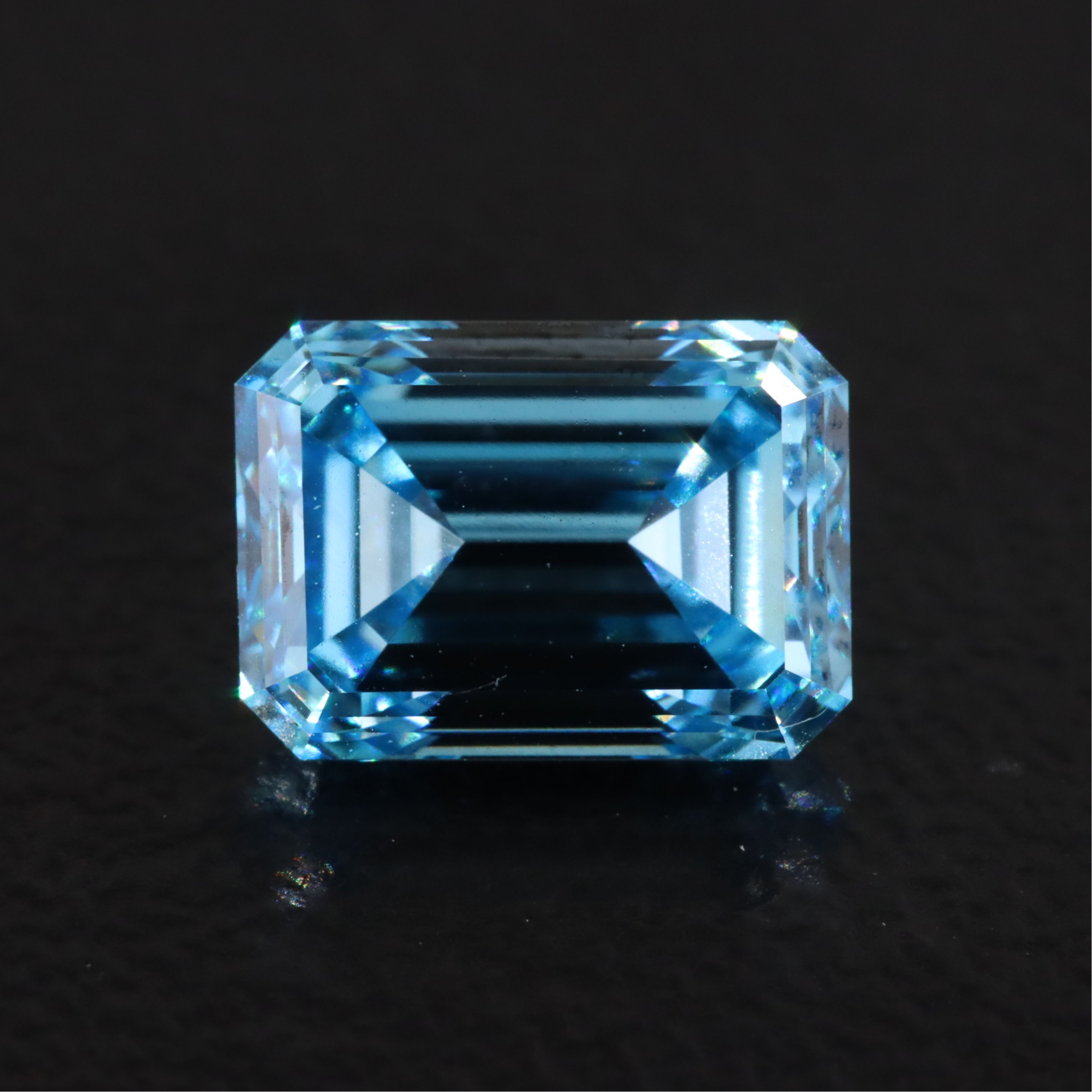 Loose 1.55 CT Lab Grown Fancy Diamond with IGI Report