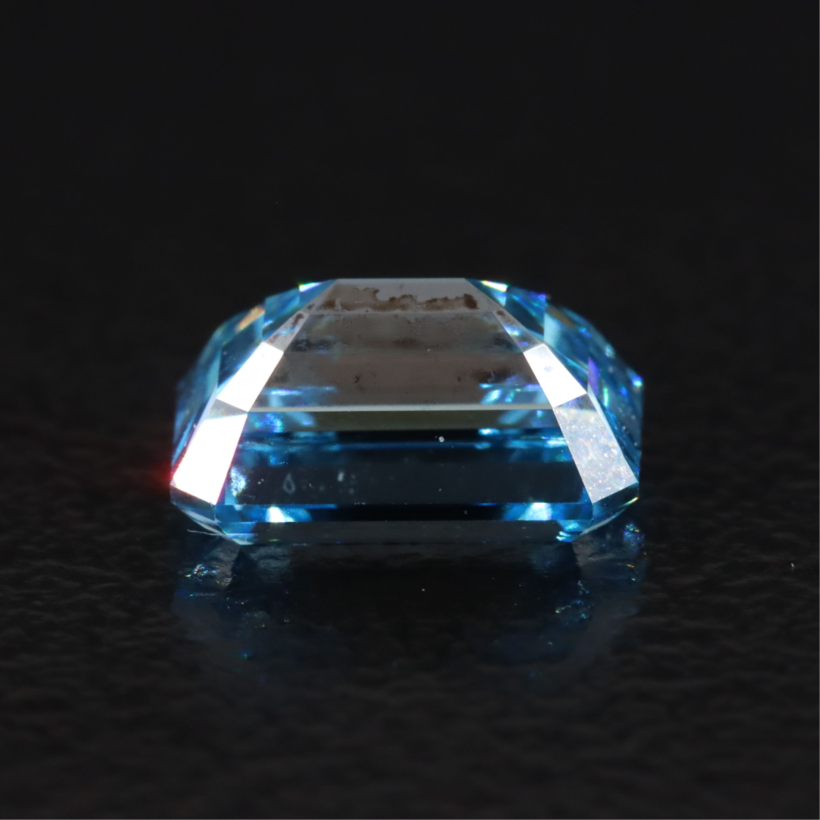 Loose 1.55 CT Lab Grown Fancy Diamond with IGI Report