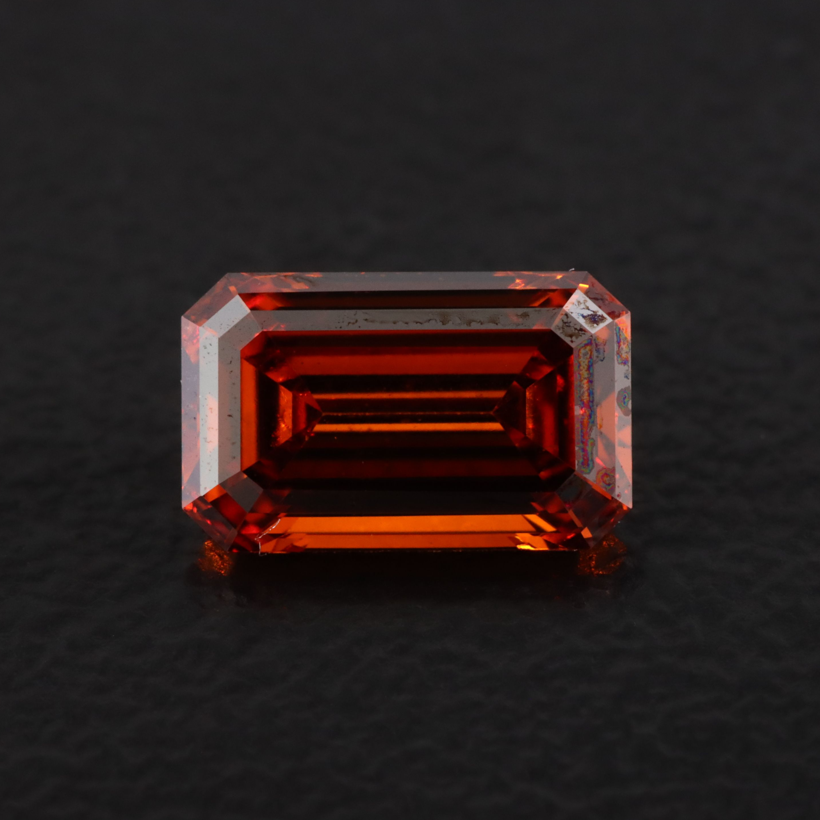 Loose 1.00 CT Lab Grown Fancy Diamond with IGI Report