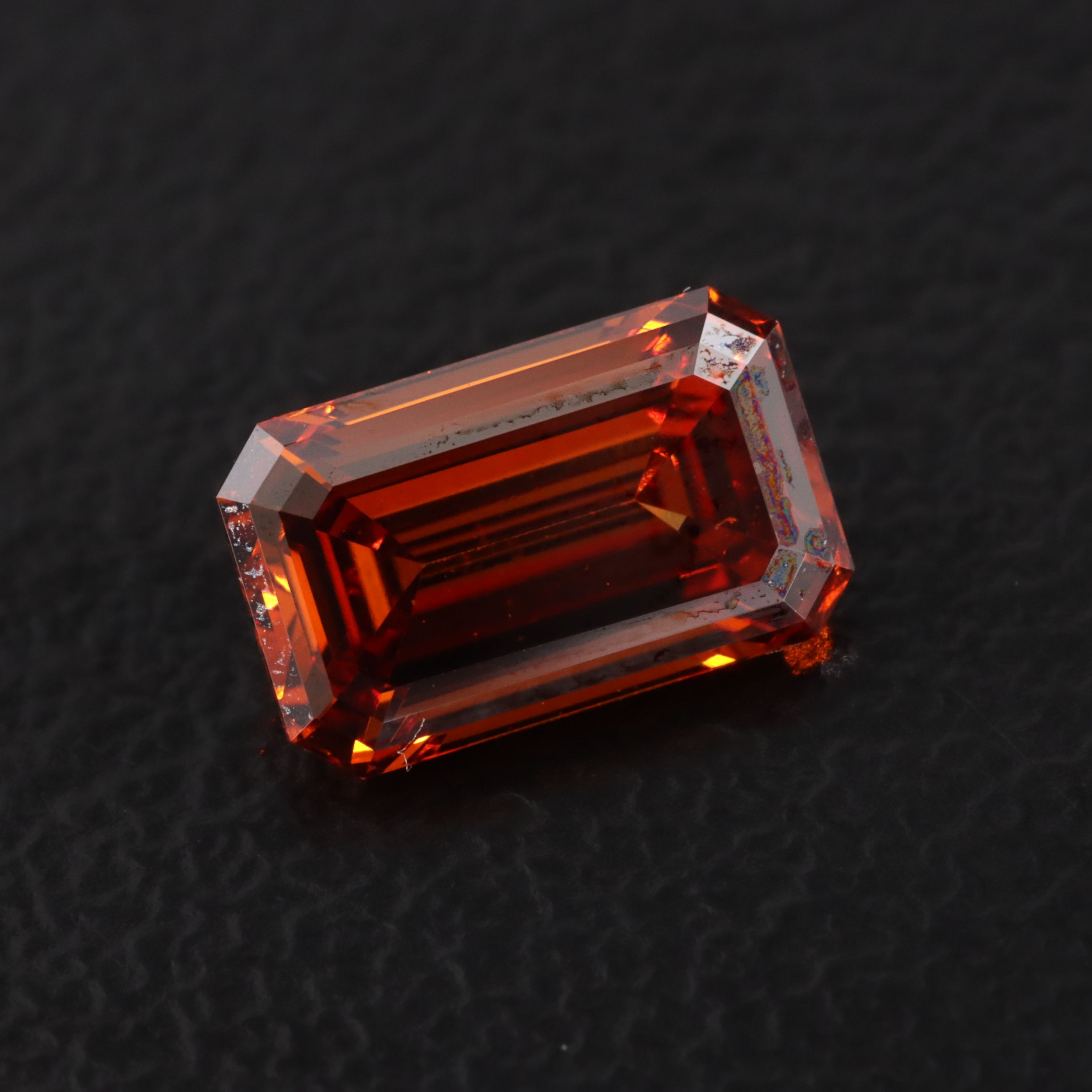 Loose 1.00 CT Lab Grown Fancy Diamond with IGI Report