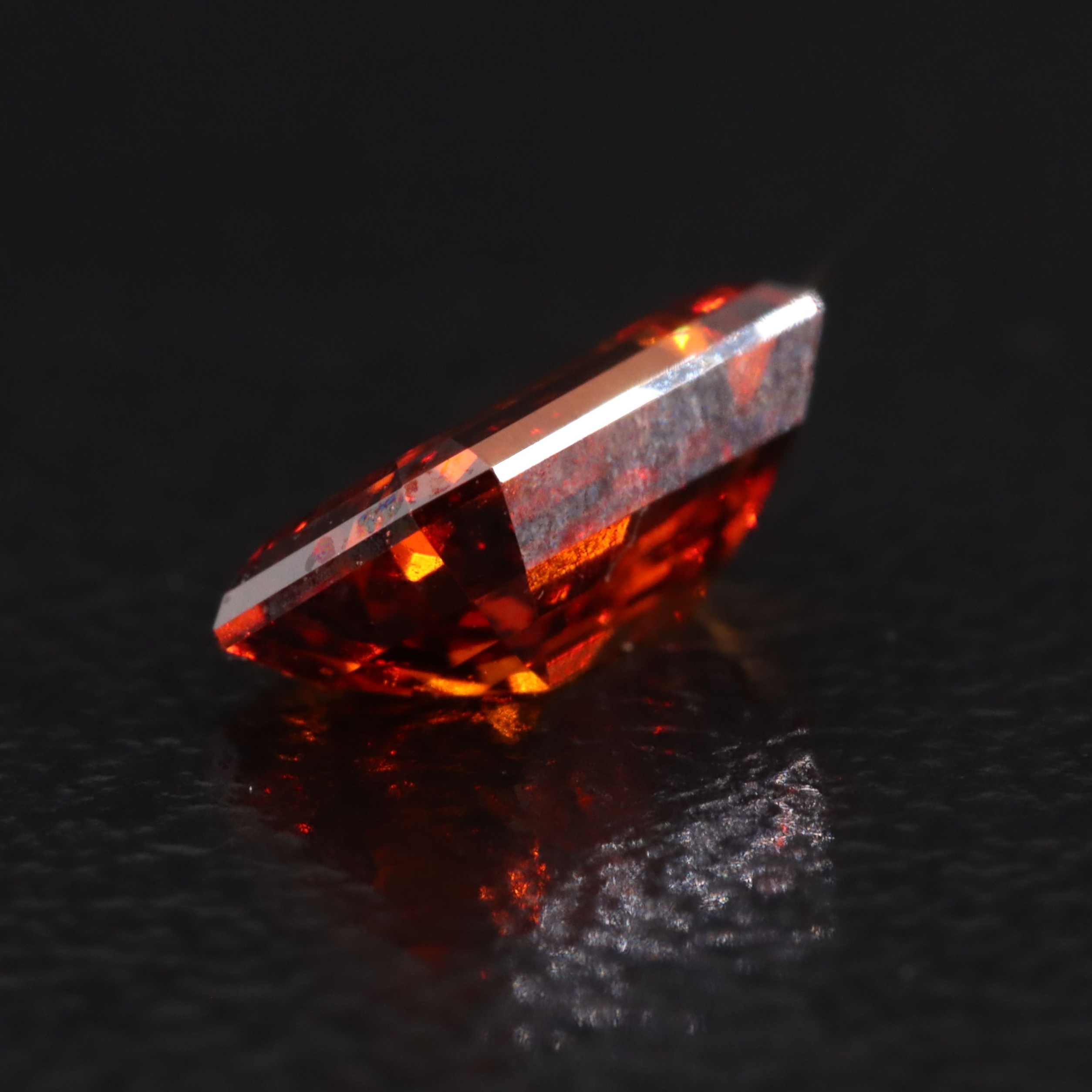 Loose 1.00 CT Lab Grown Fancy Diamond with IGI Report