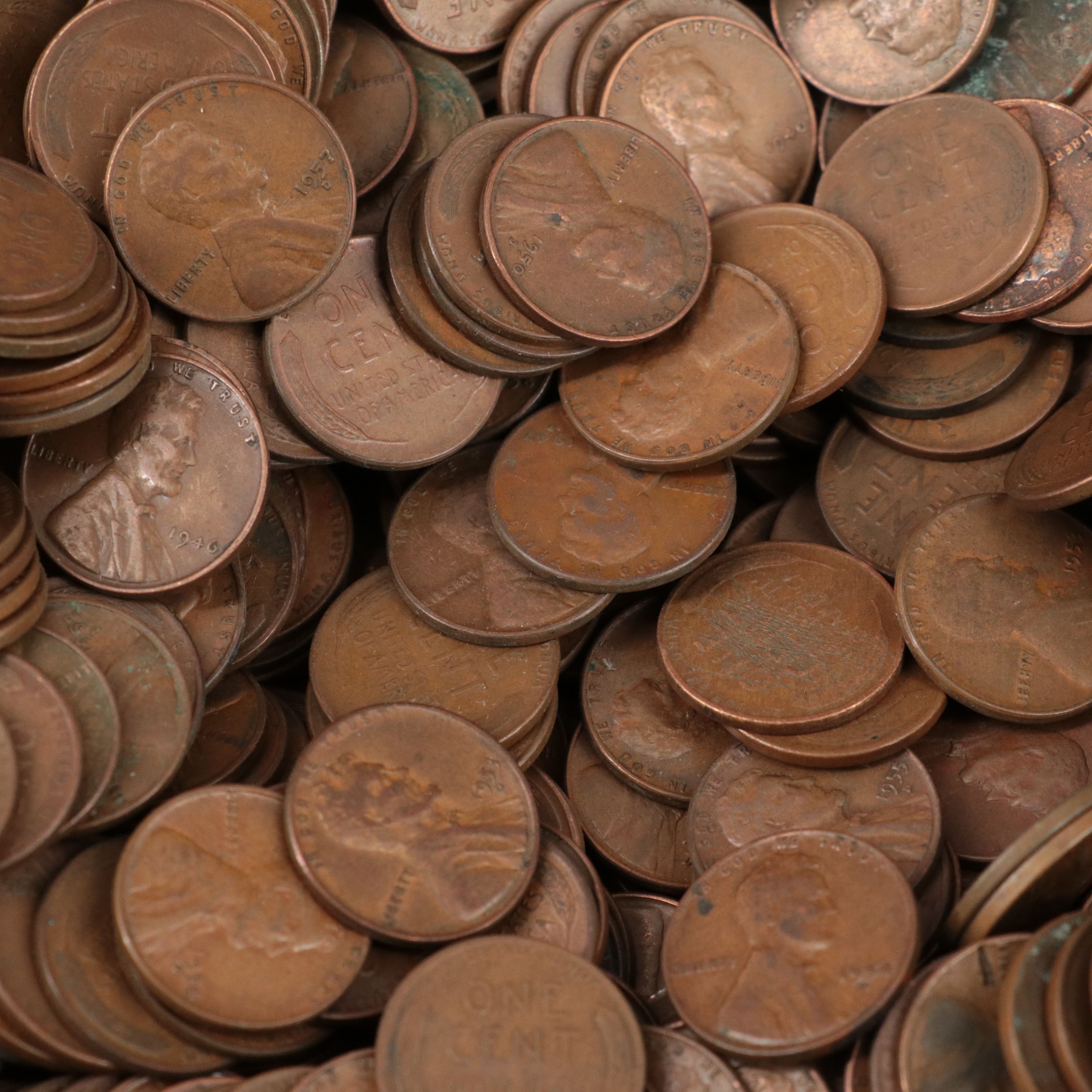 Collection of 1025 Wheat Cents from the 1940s and 1950s