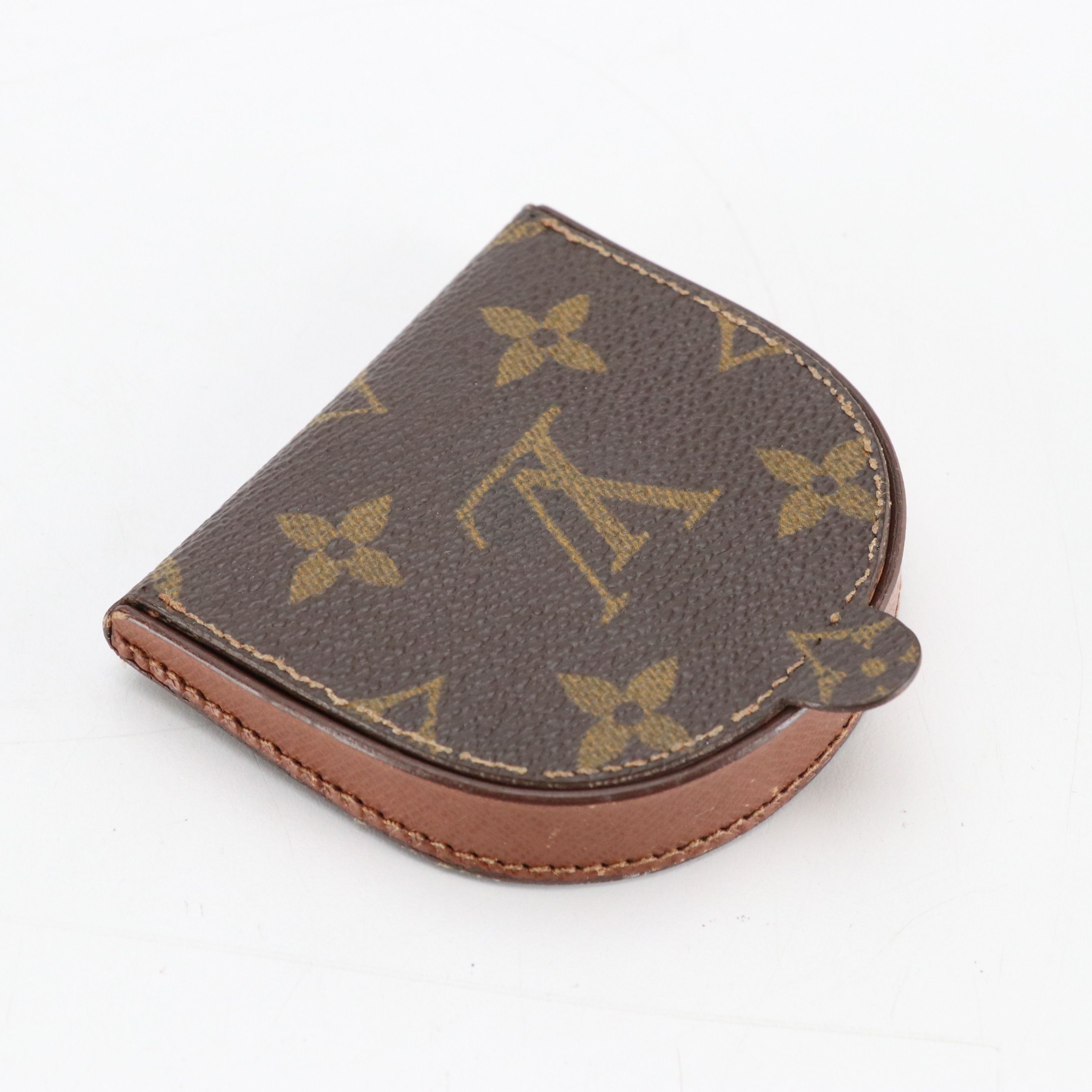 Louis Vuitton Cuvette Change Purse in Monogram Canvas