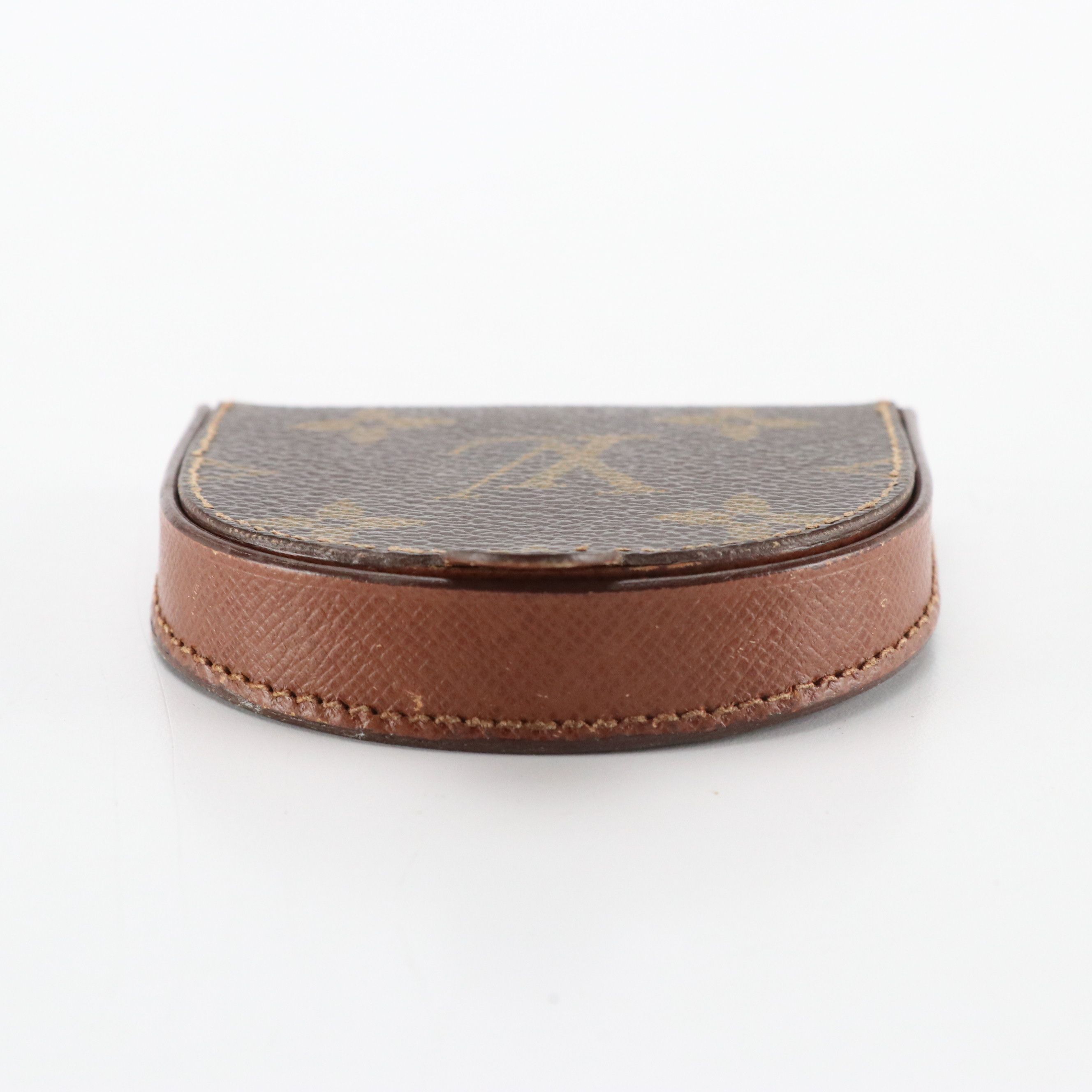 Louis Vuitton Cuvette Change Purse in Monogram Canvas