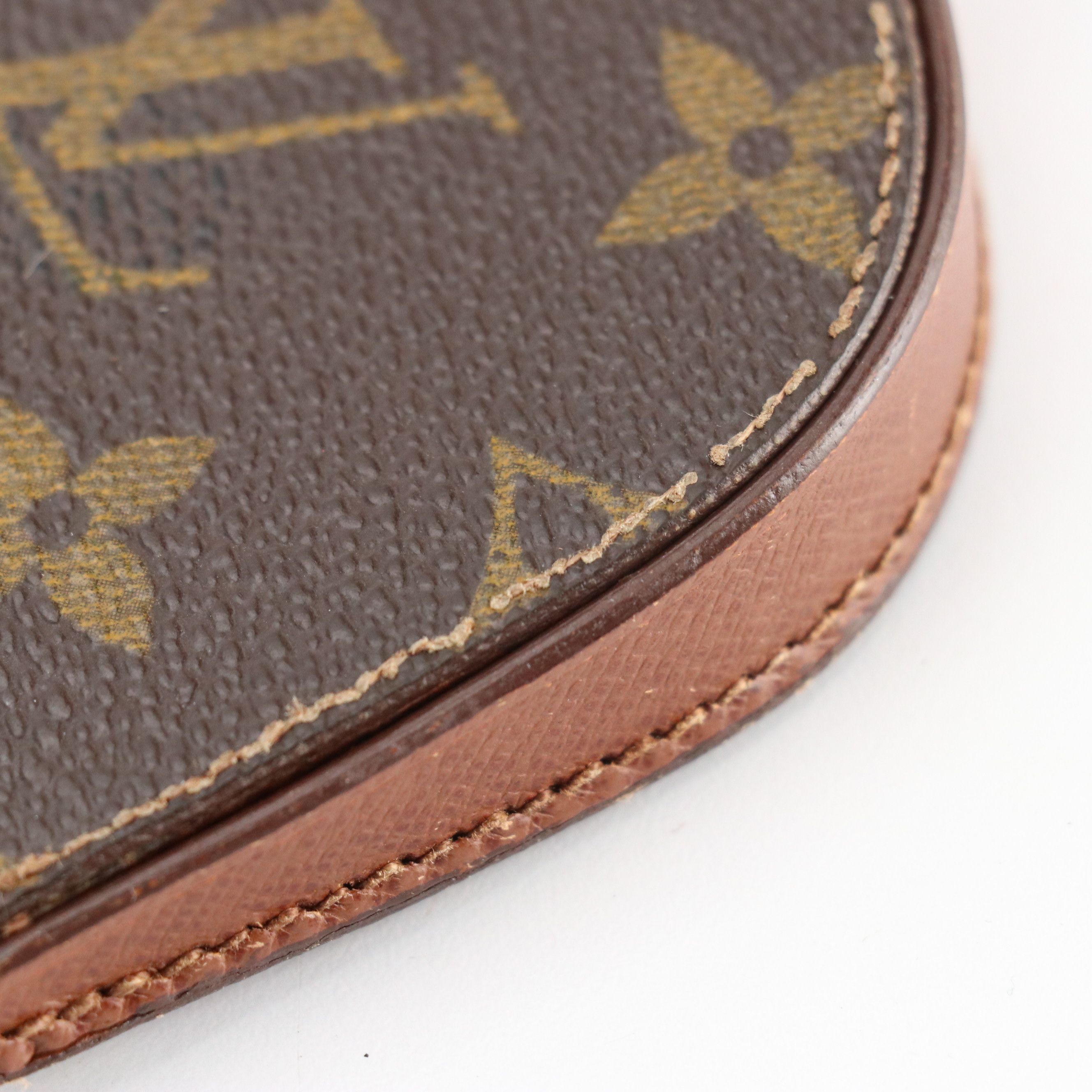 Louis Vuitton Cuvette Change Purse in Monogram Canvas
