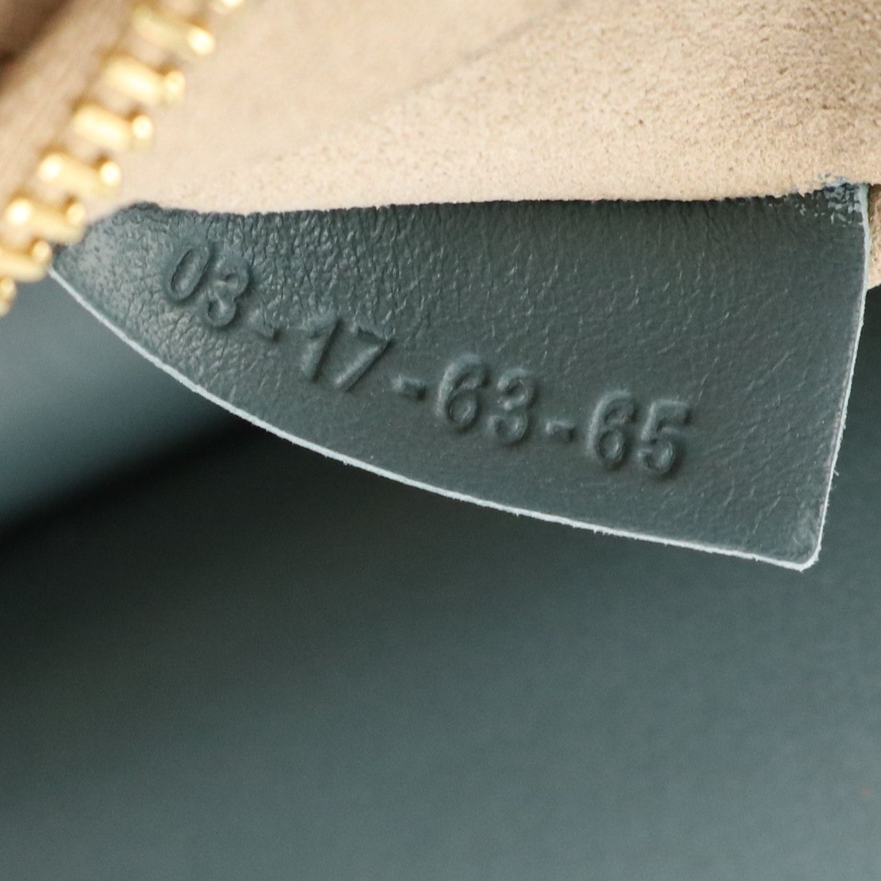 Chloé Large Faye Crossbody Bag in Cloudy Blue Calfskin Leather and Suede