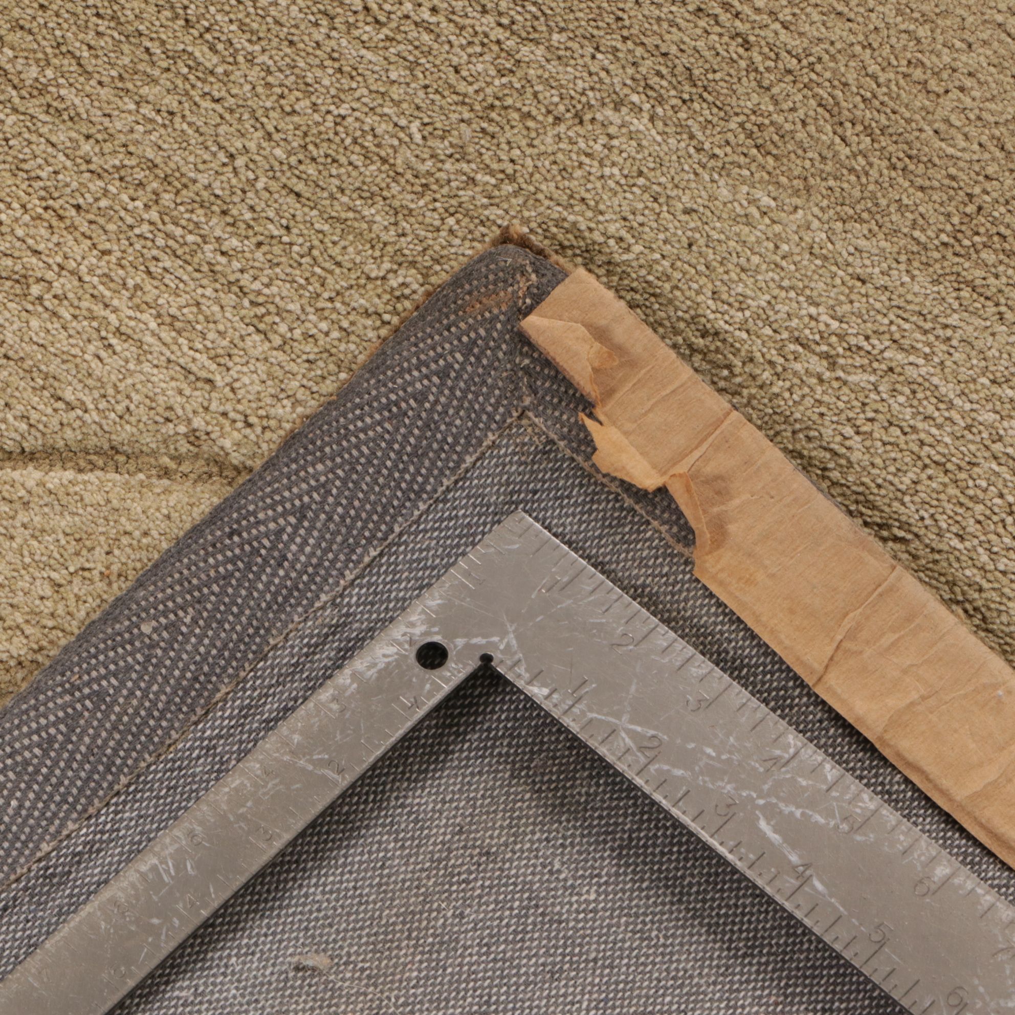 4'11 x 7'11 Hand-Tufted Contemporary Area Rug