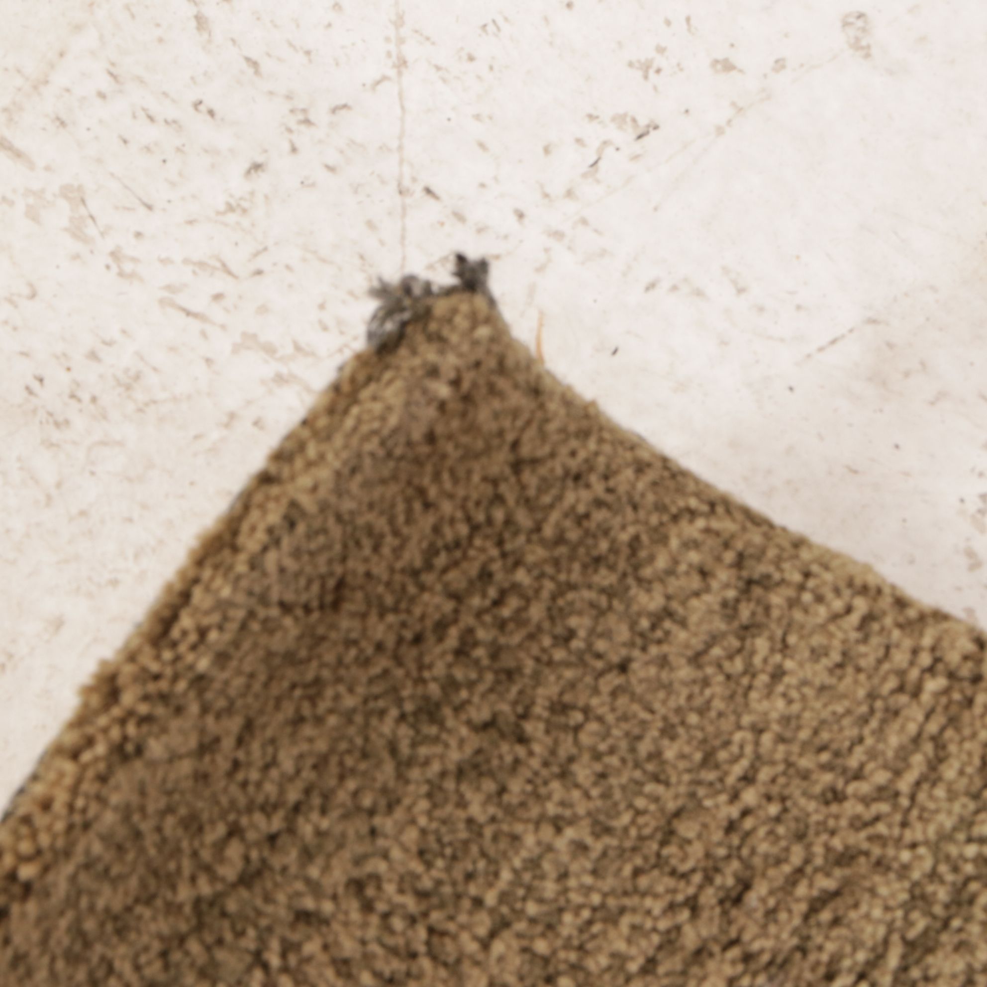 4'11 x 7'11 Hand-Tufted Contemporary Area Rug