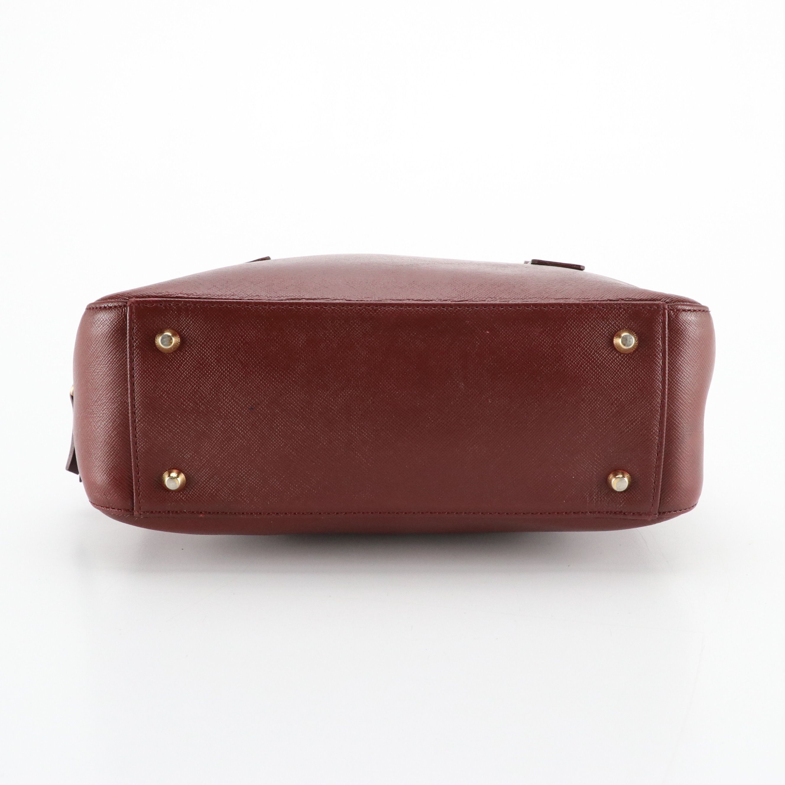 Burberry Handbag in Burgundy Leather