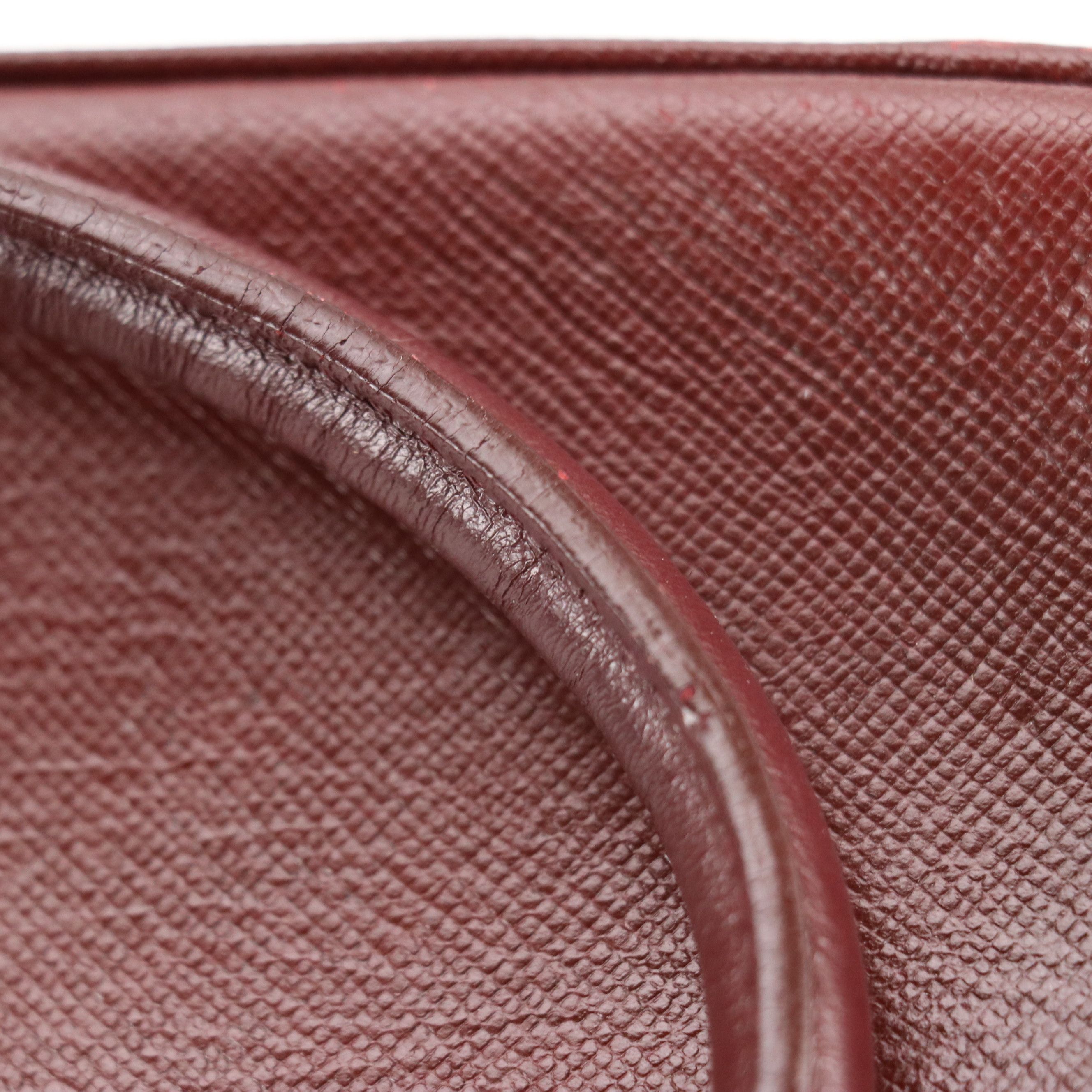 Burberry Handbag in Burgundy Leather