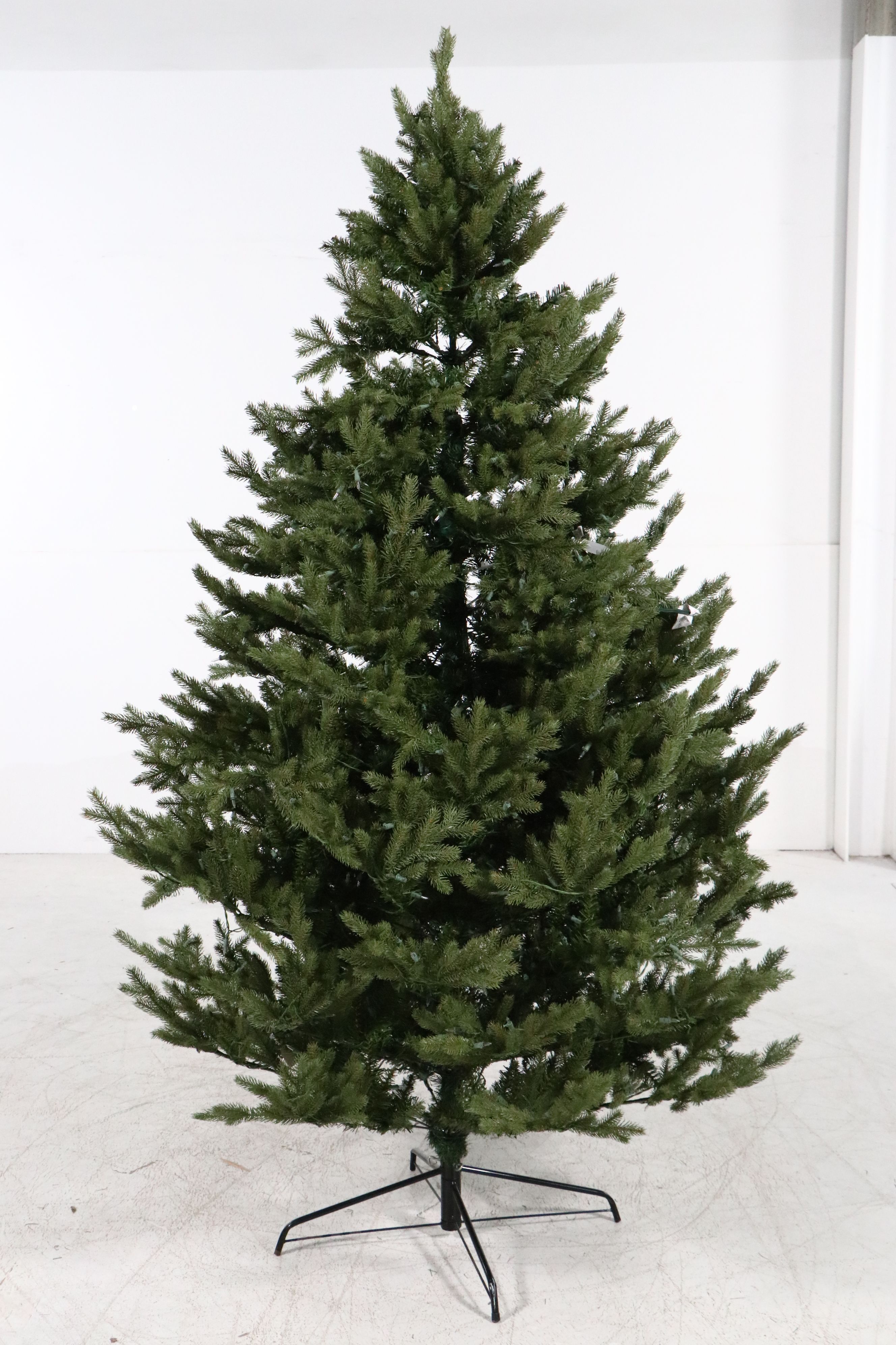 Frontgate Holiday Collection Pre-Lit Artificial Christmas Tree with Storage Bag