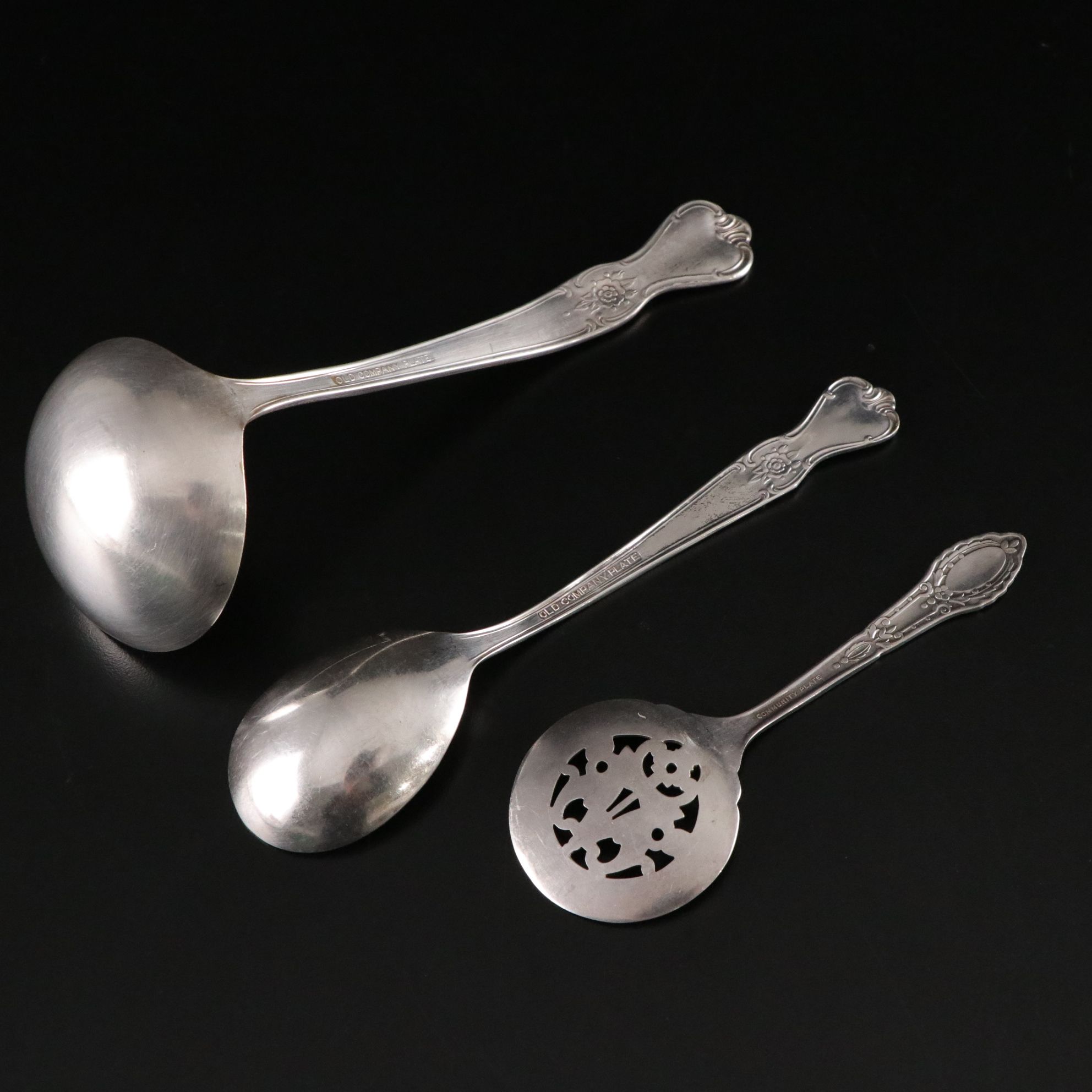 International Silver "Signature" Silver Plate Flatware Set