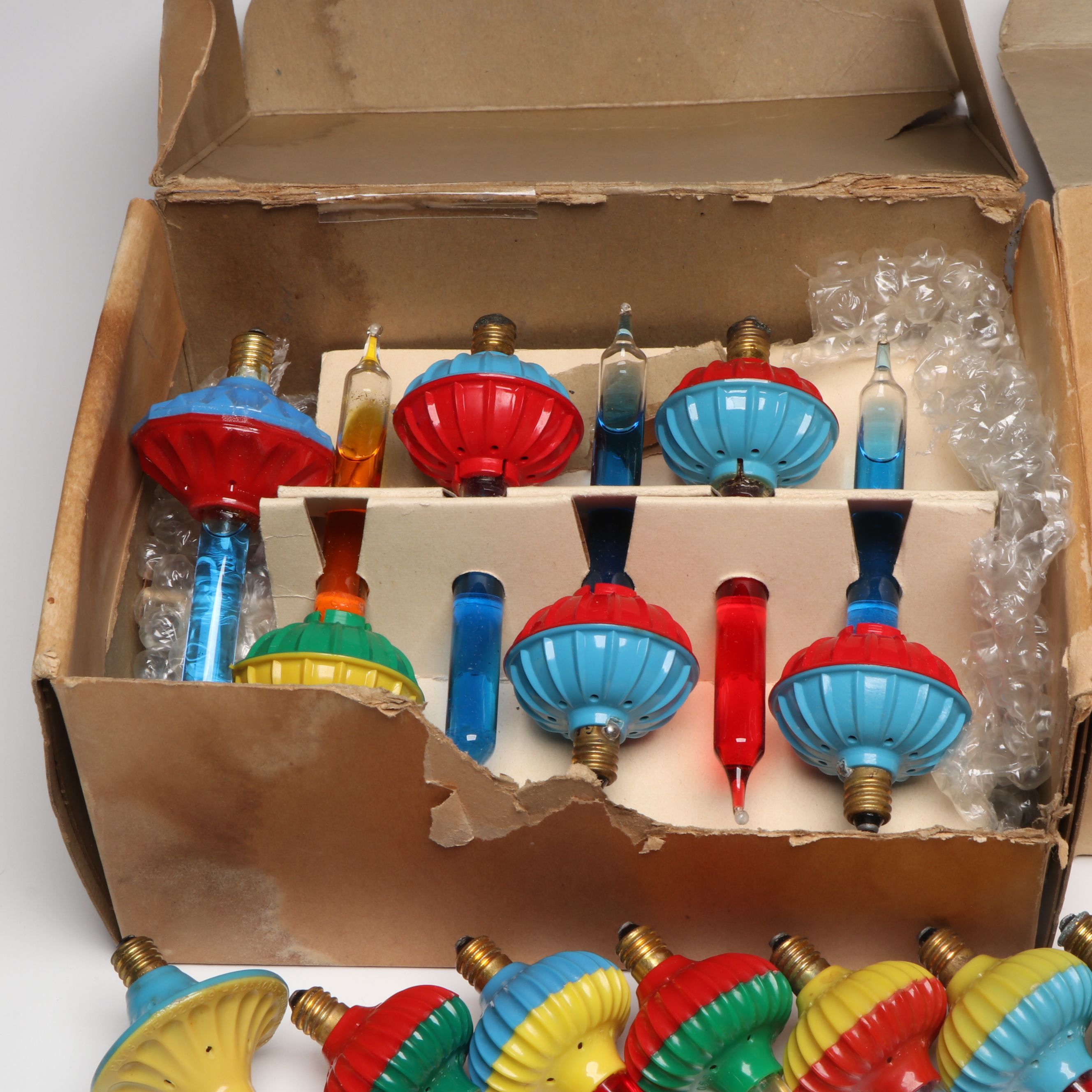 Noma Bubble-Lite String Lights with Replacement Bulbs