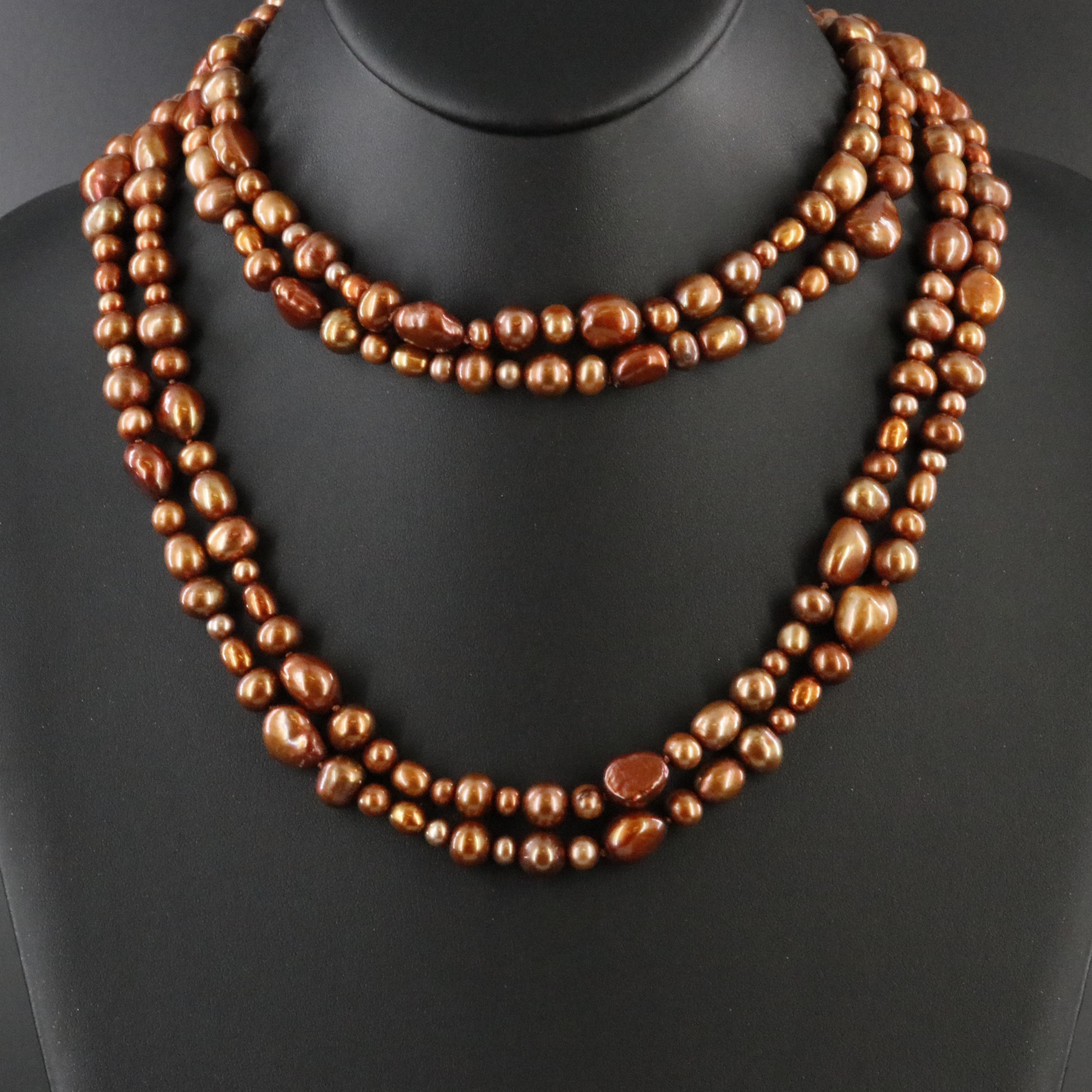 Rope Length Pearl Necklace