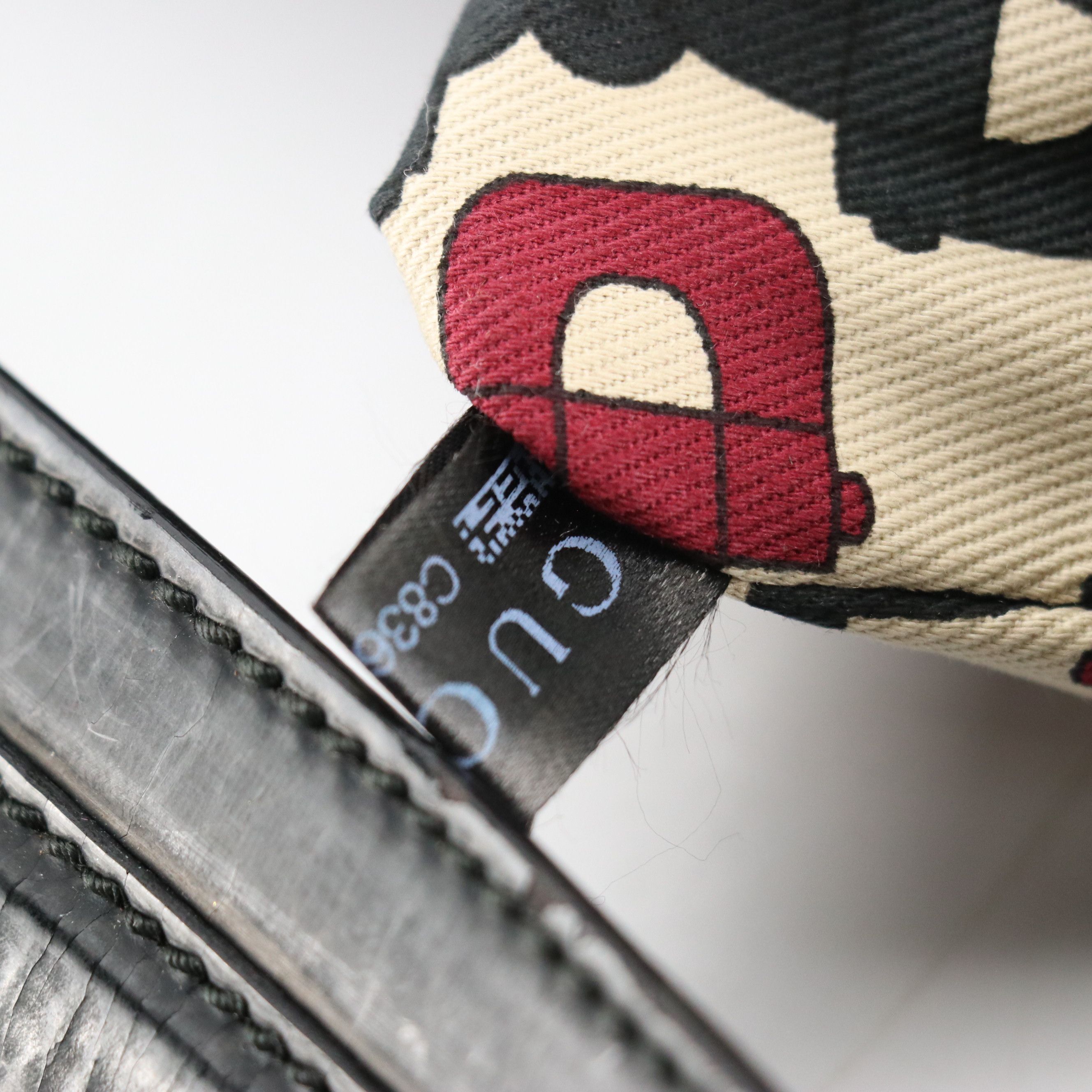 Gucci Medium Half Moon Hobo Shoulder Bag in Black Vinyl