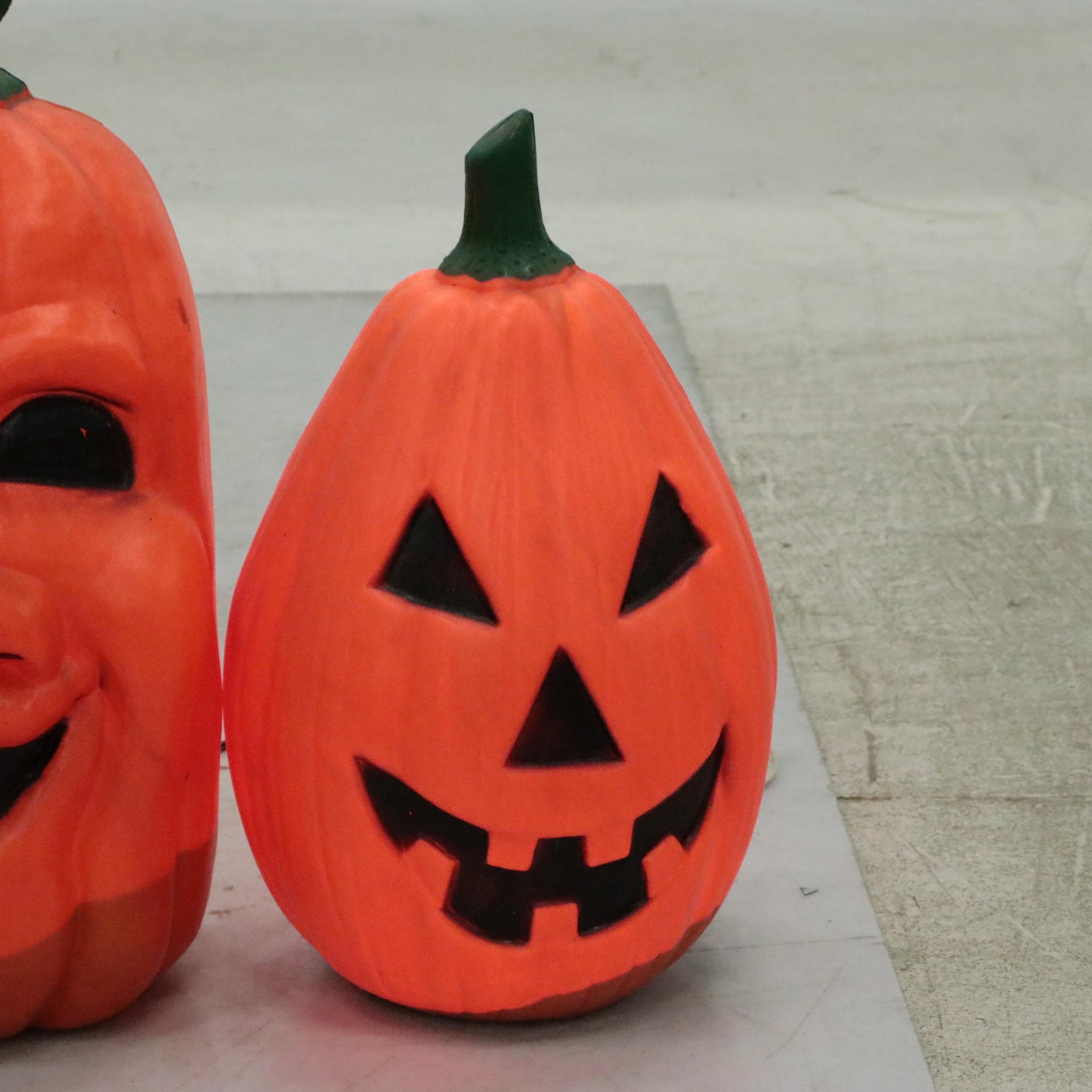 Illuminating Blow Mold Halloween Pumpkins