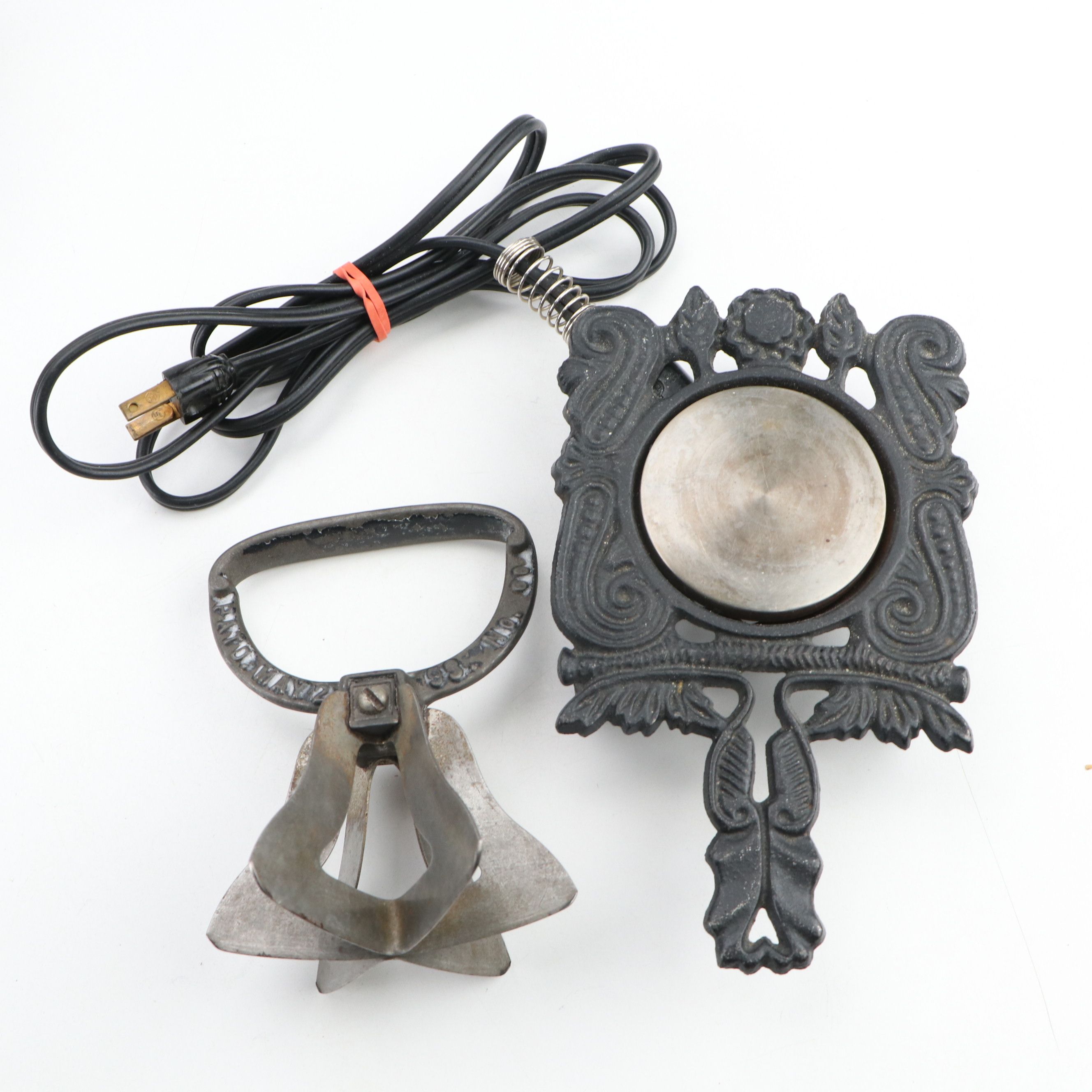 Lindavap Williamsburg Food Warmer with Other Vintage Kitchen Gadgets