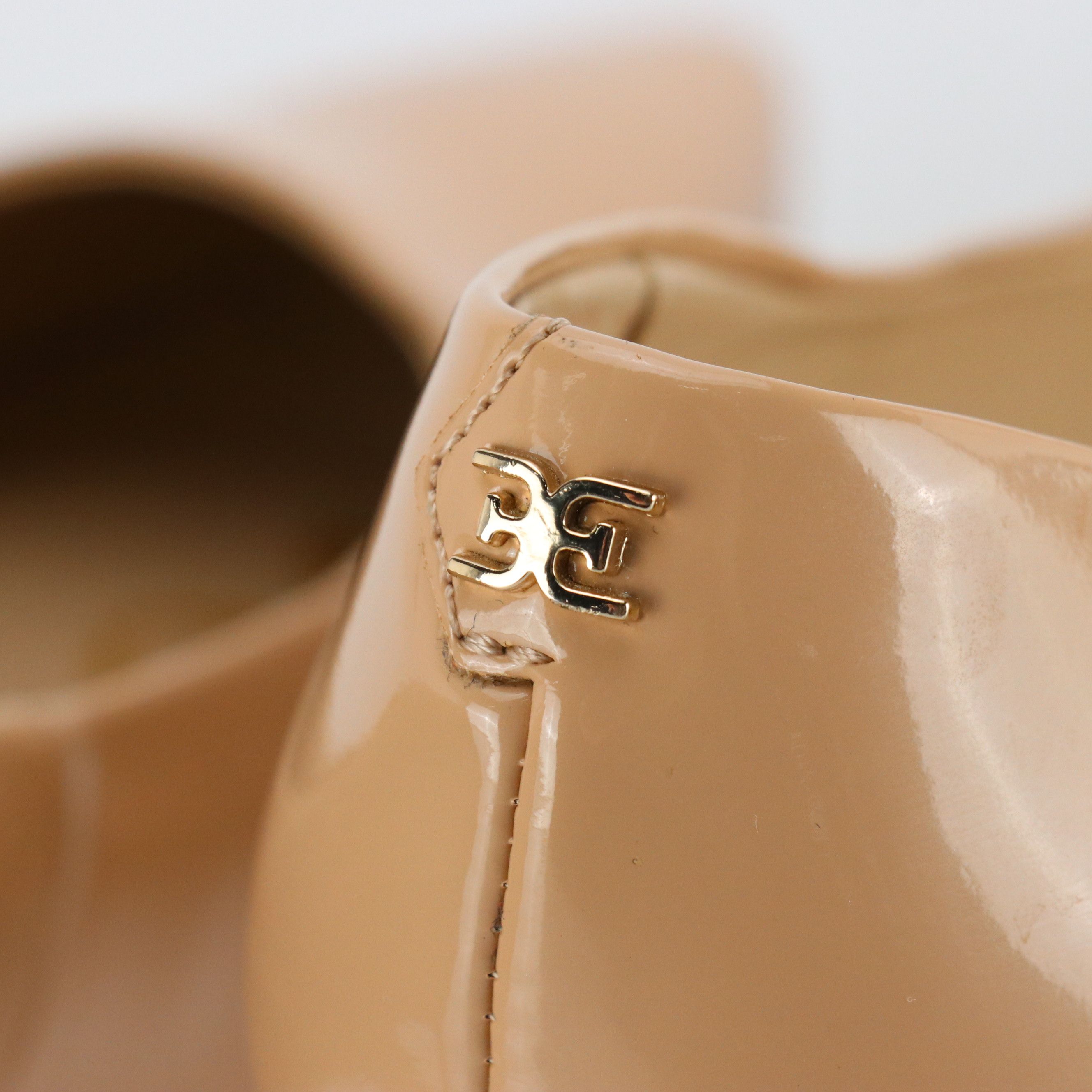 Sam Edelman Dori Kitten Heels in Beige Patent Leather